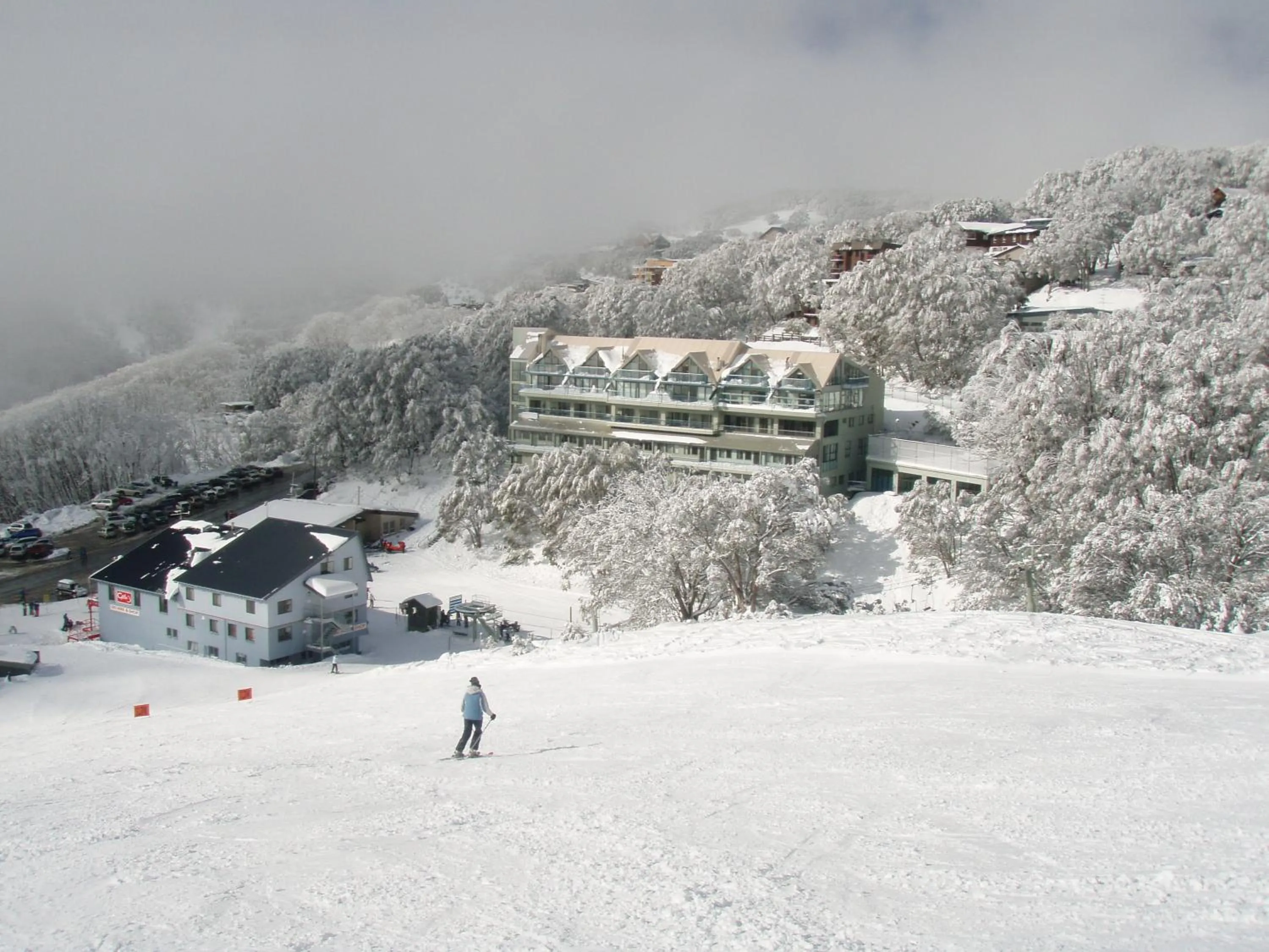 Skiing in Falls Creek Country Club