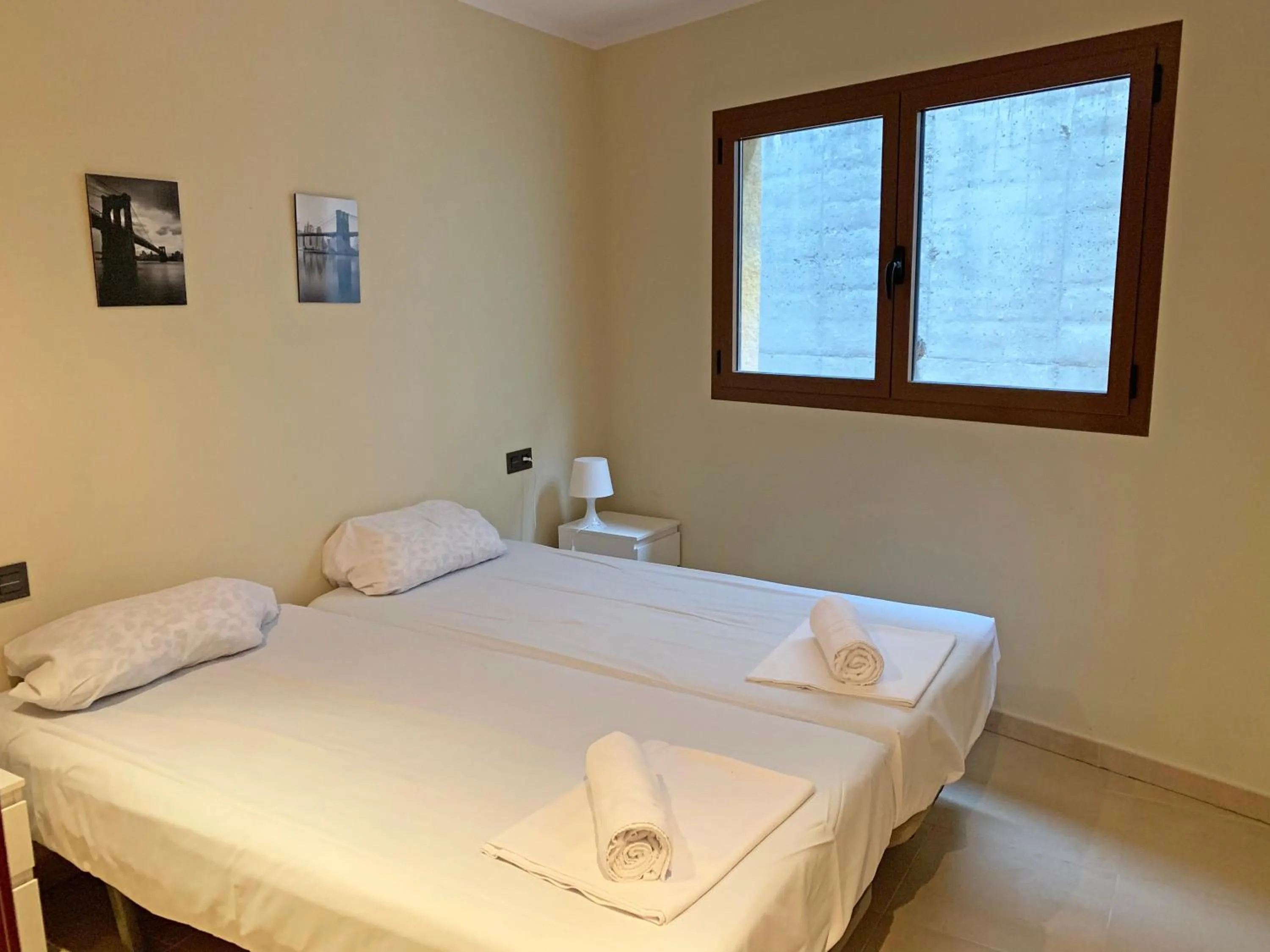 Bedroom, Bed in Apartamentos Llorts Ordino 3000