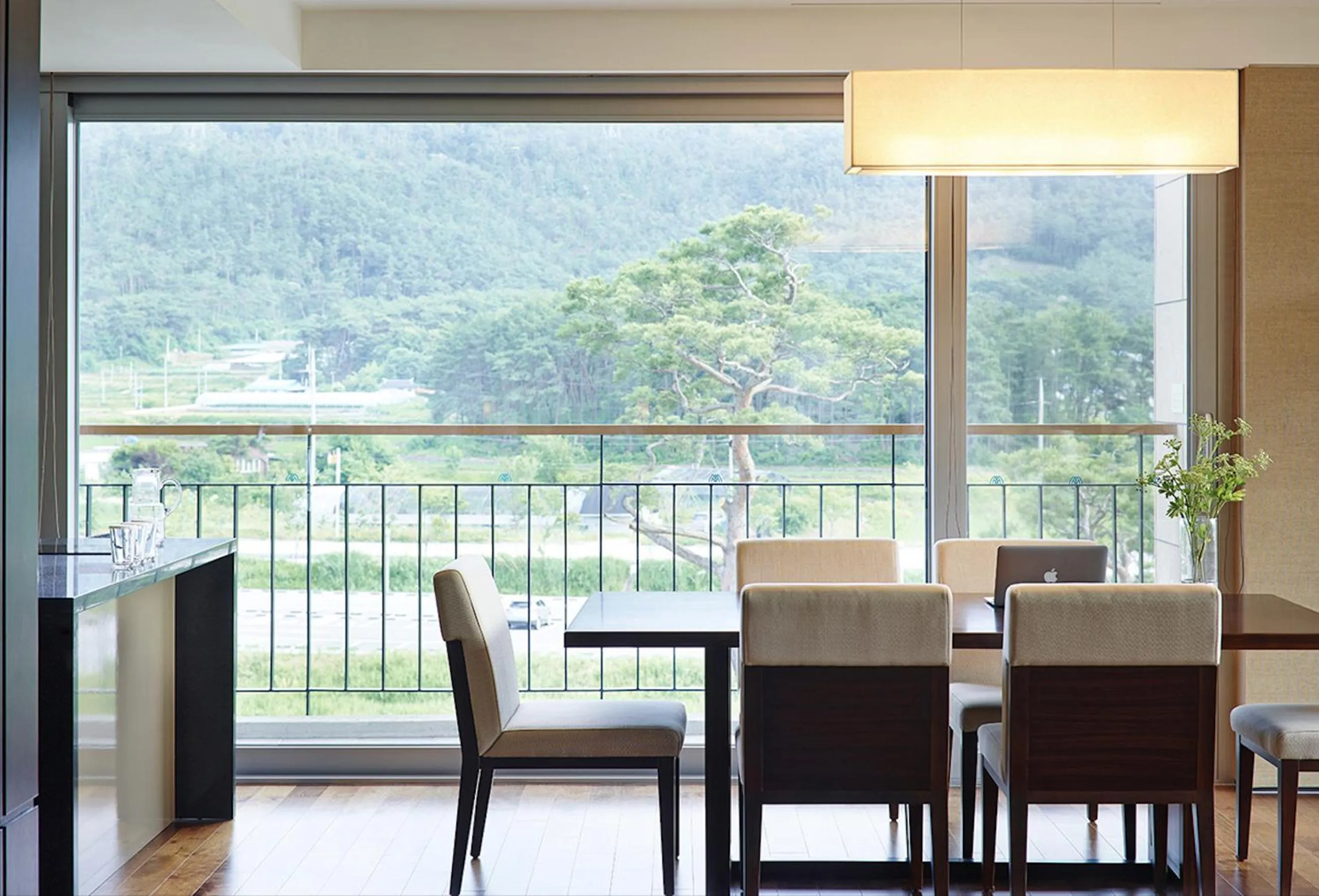 Living room in The Suites Hotel Namwon