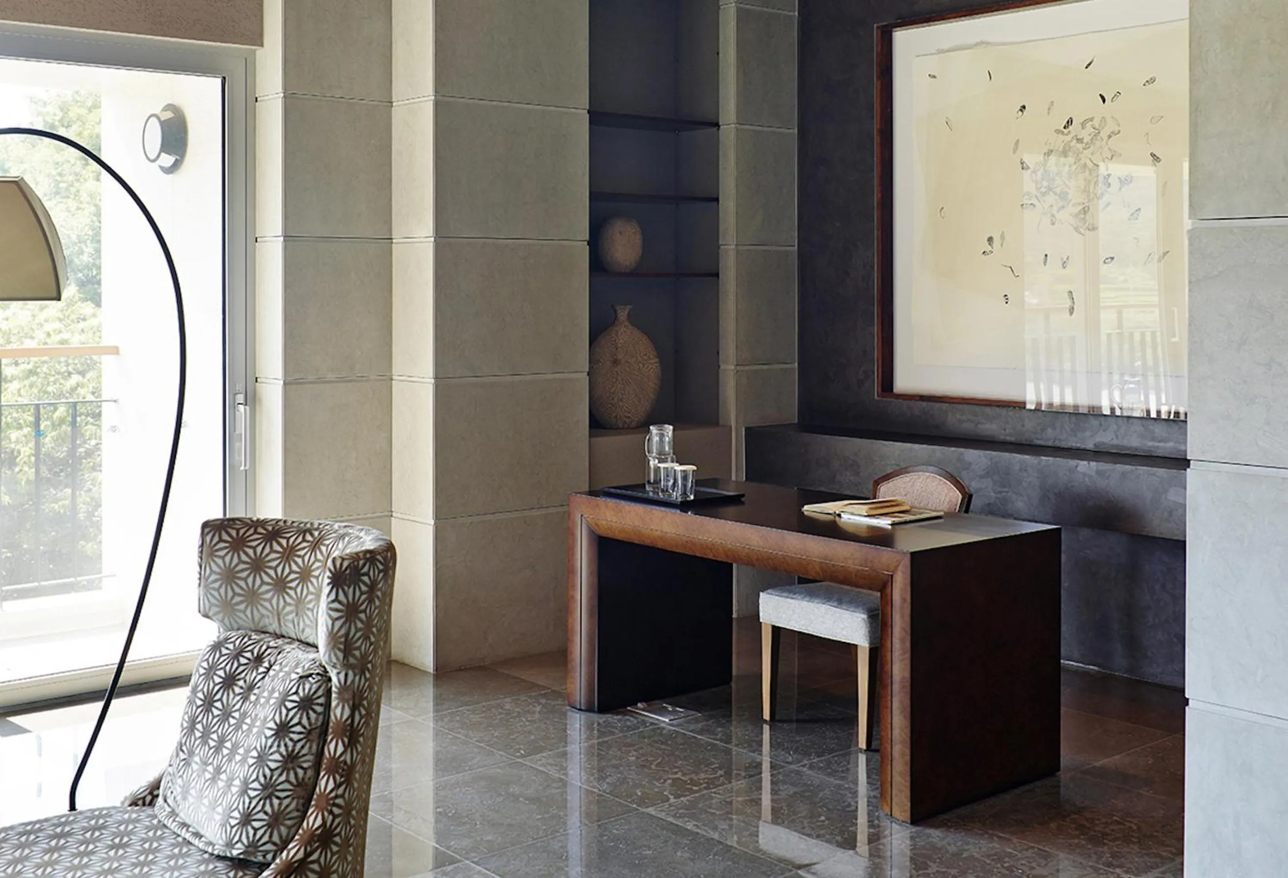 Seating area in The Suites Hotel Namwon