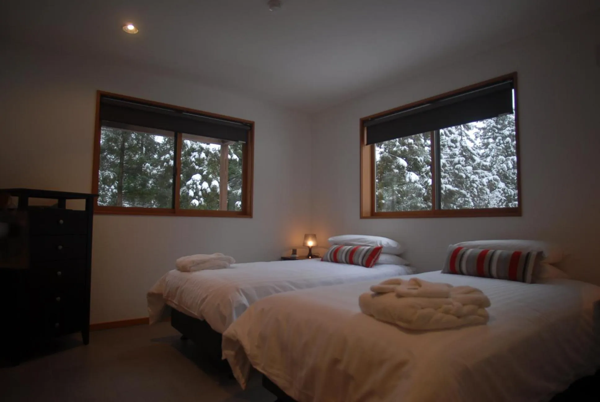 Bedroom, Bed in Bears Den Mountain Lodge