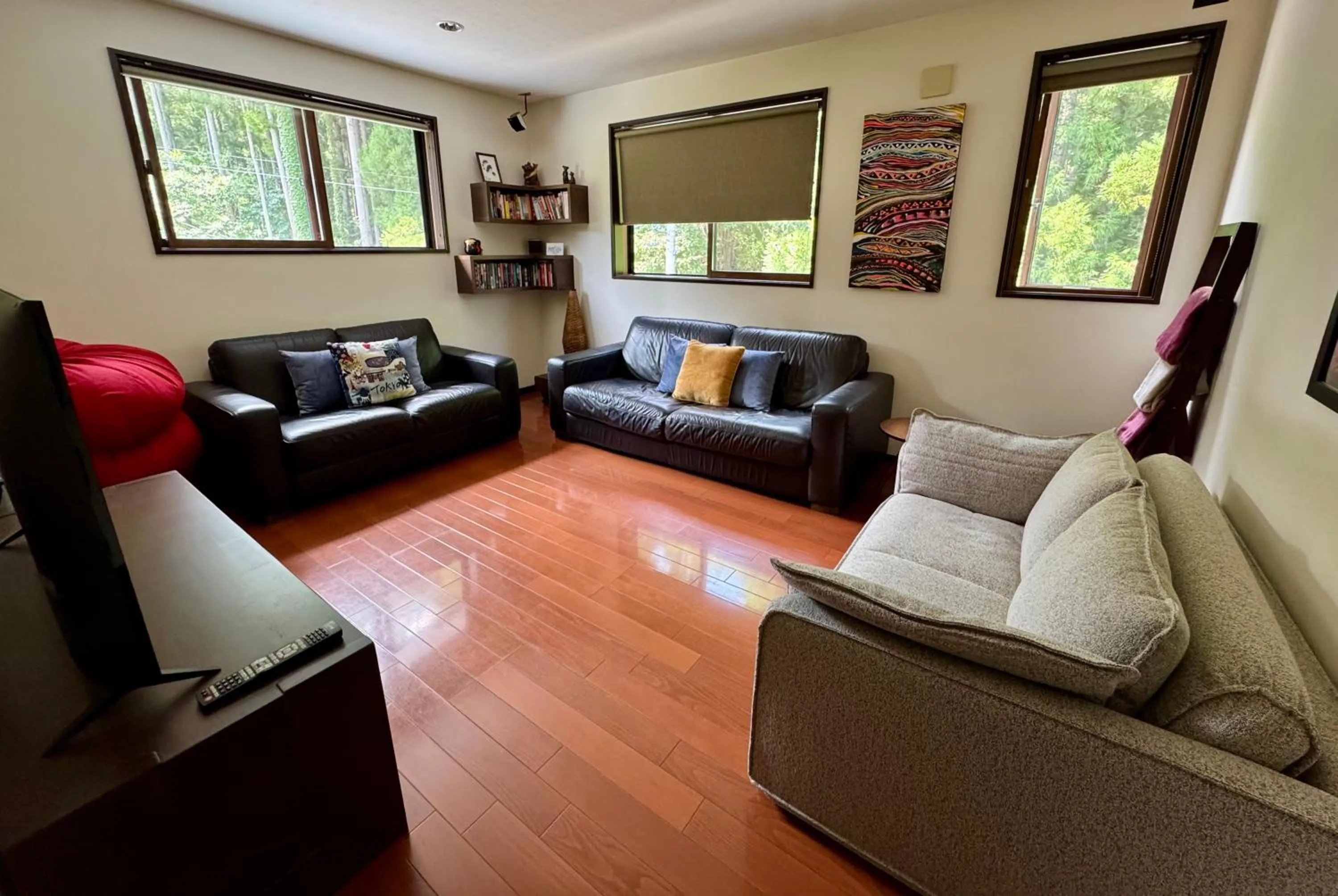 Bed in Bears Den Mountain Lodge