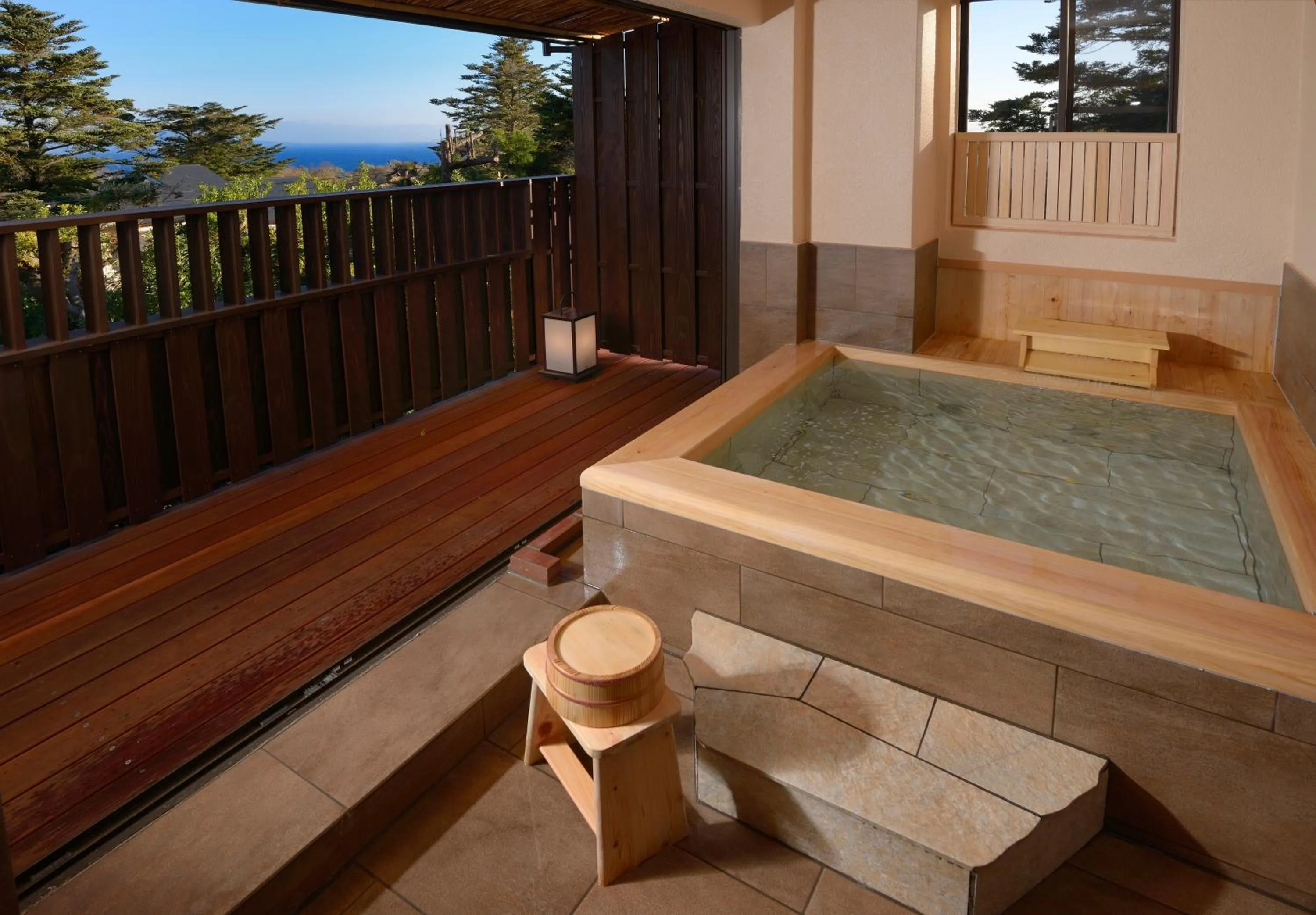 Hot Spring Bath in 伊豆高原の隠れ宿Syuhari守破離