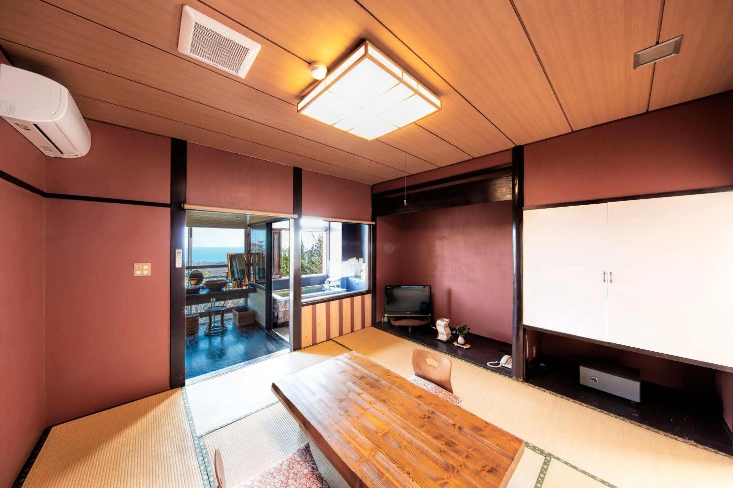 Hot Spring Bath in 伊豆高原の隠れ宿Syuhari守破離