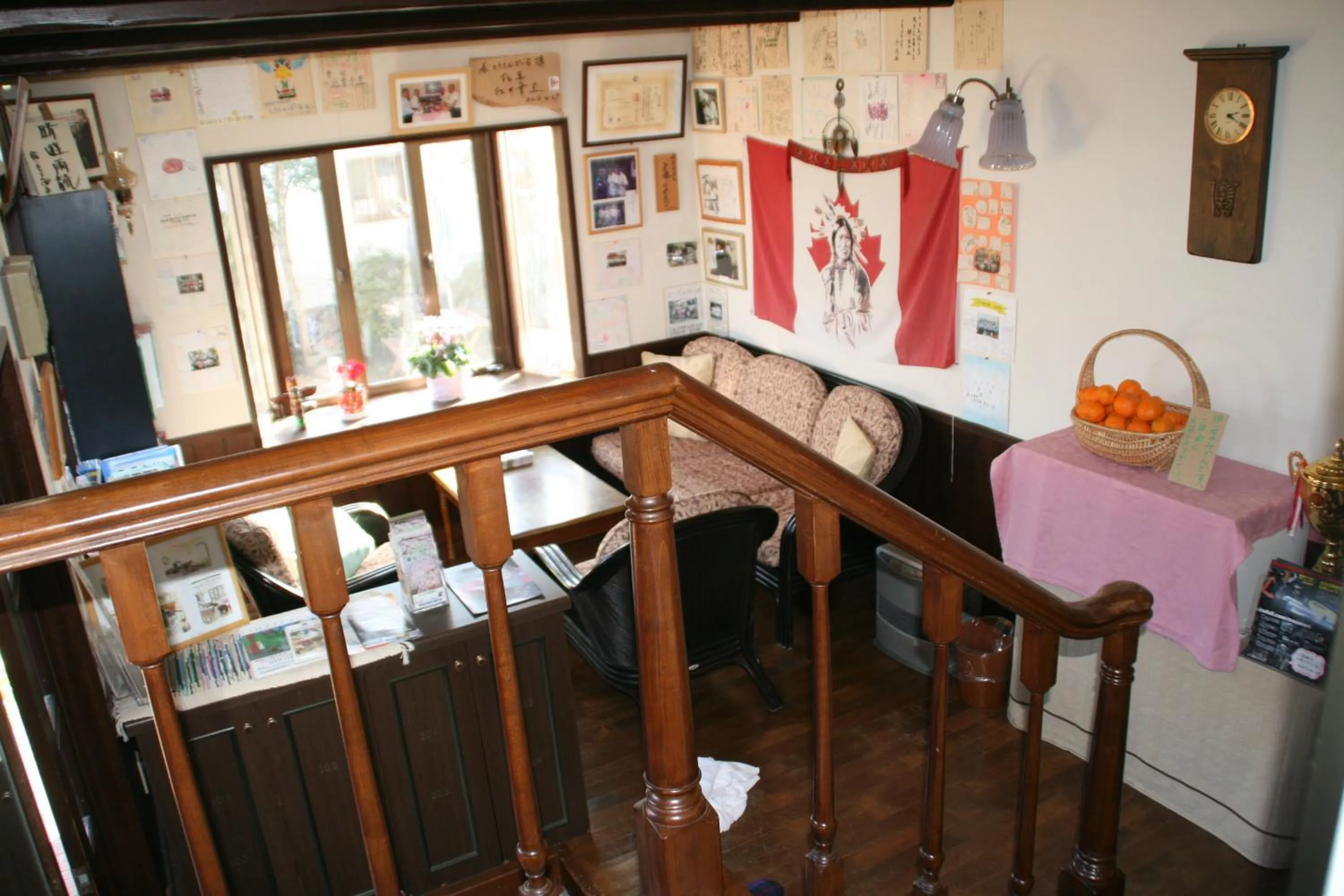 Communal lounge/ TV room in Pension Totem Pole