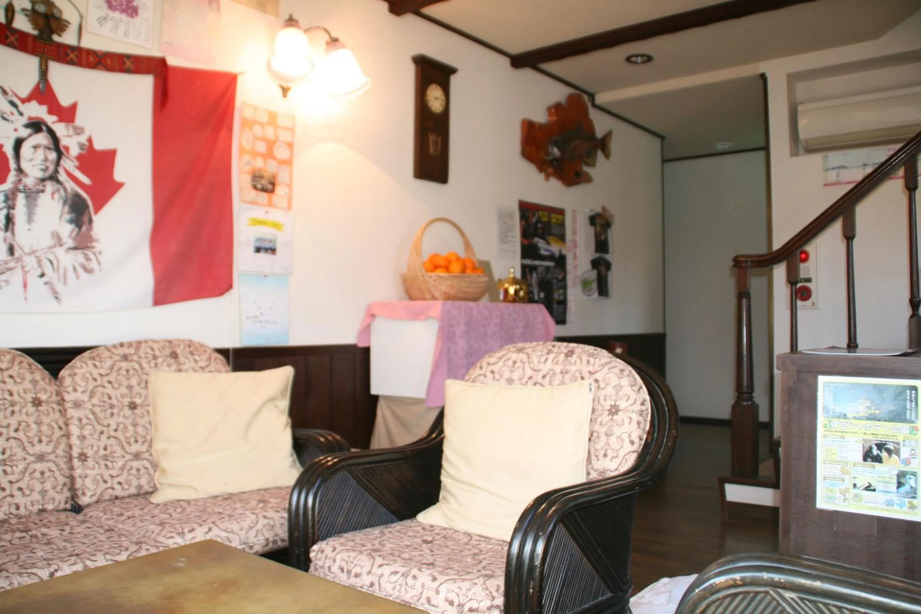 Communal lounge/ TV room in Pension Totem Pole