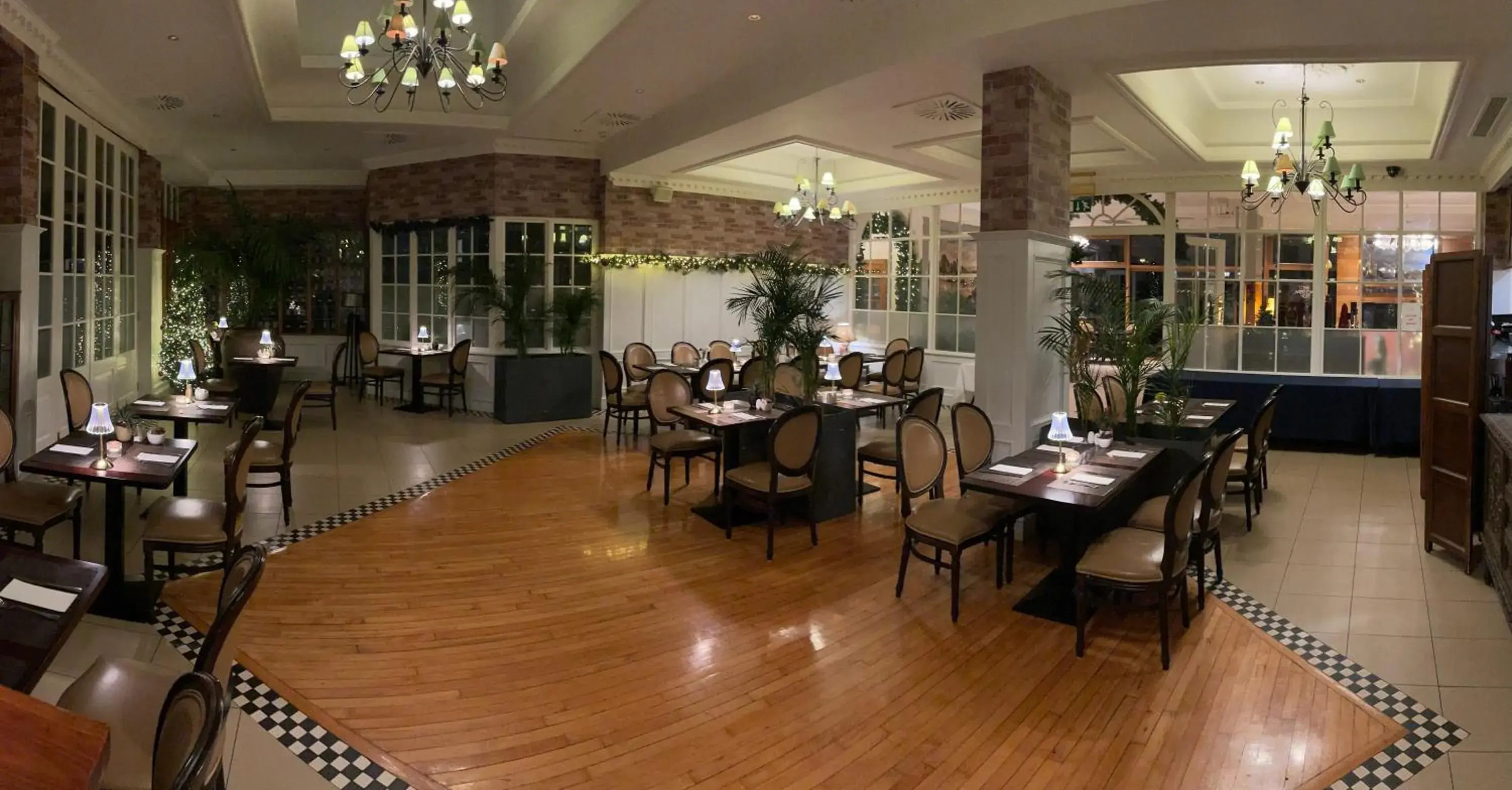 Restaurant/places to eat in West Cork Hotel Restaurant/places to eat in West Cork Hotel