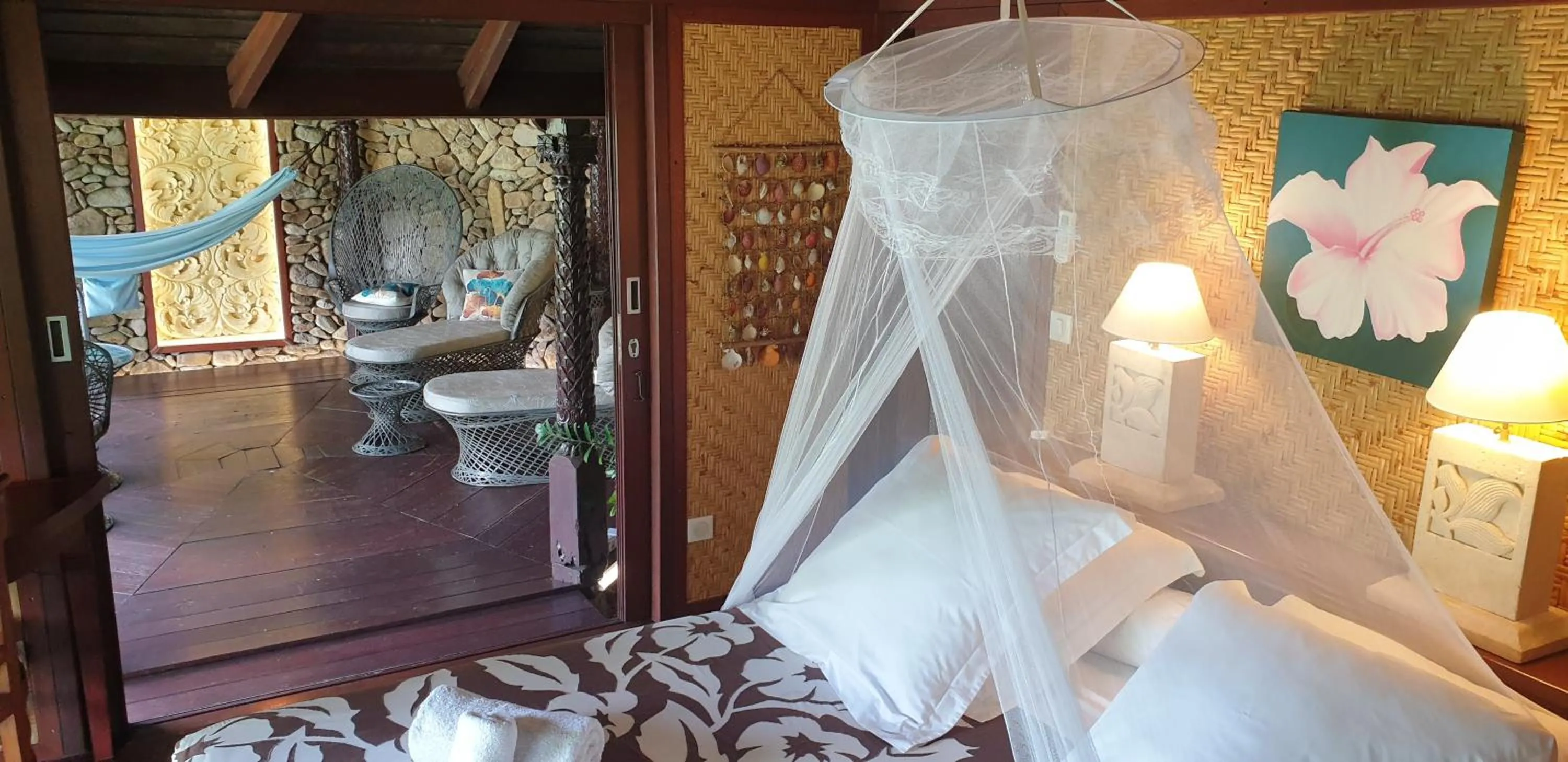 Patio, Bed in Robinson's Cove Villas