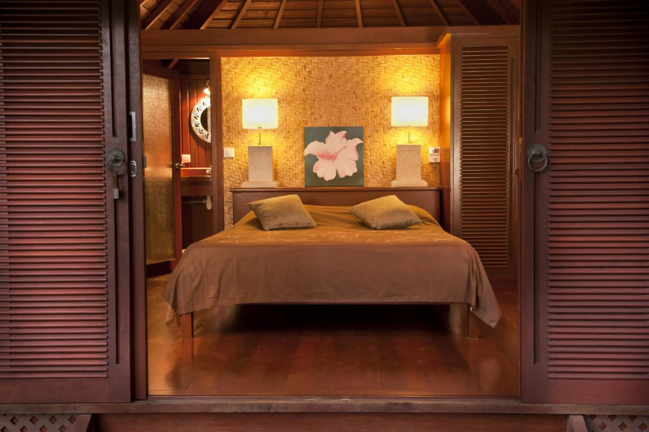 Bed in Robinson's Cove Villas