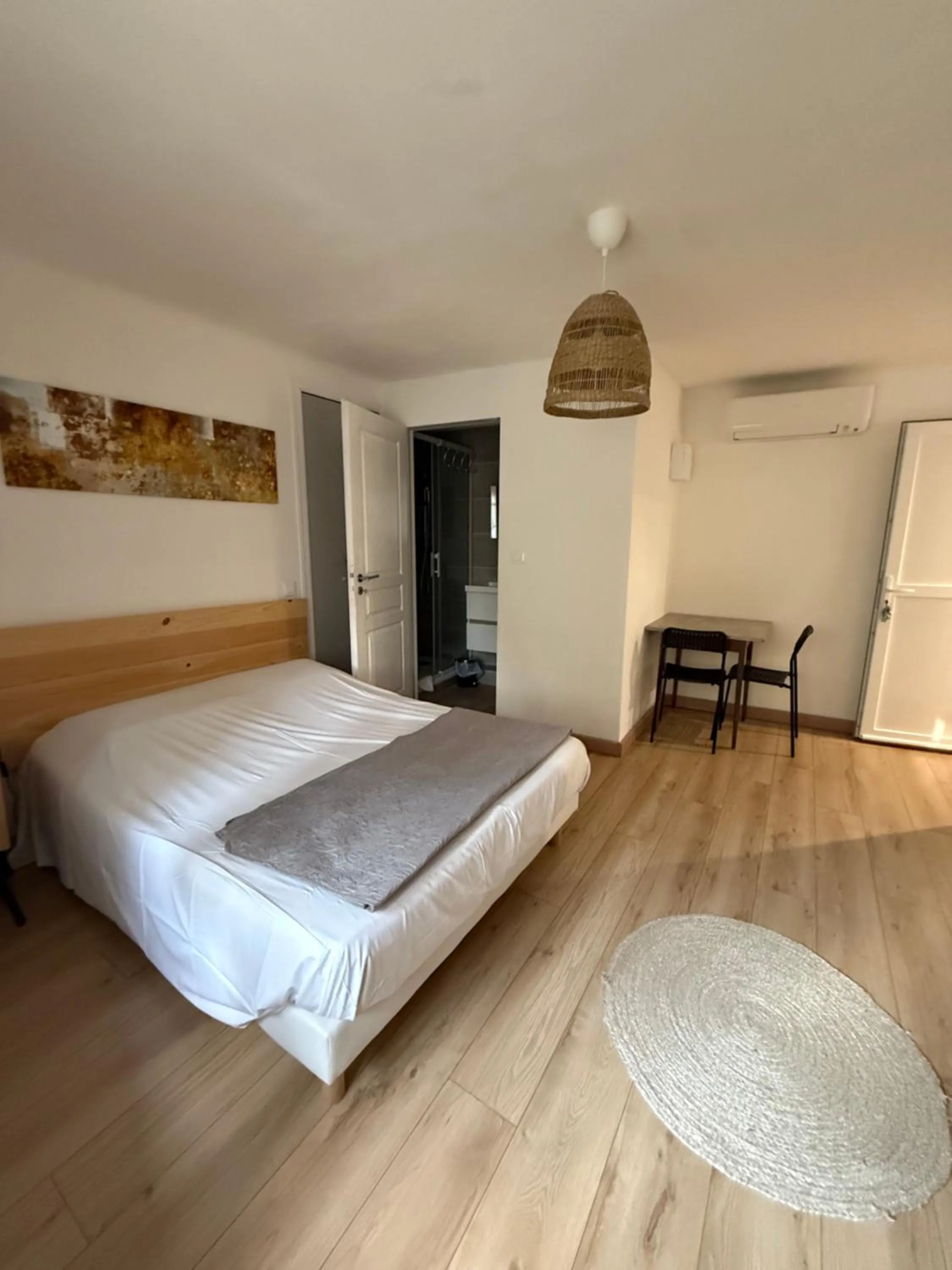 Bed in Le Grand Hotel