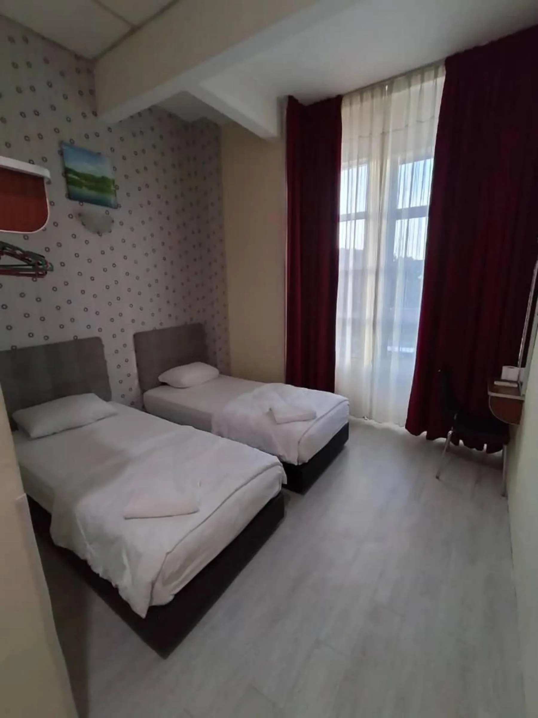 Bedroom, Bed in Hotel Bestari