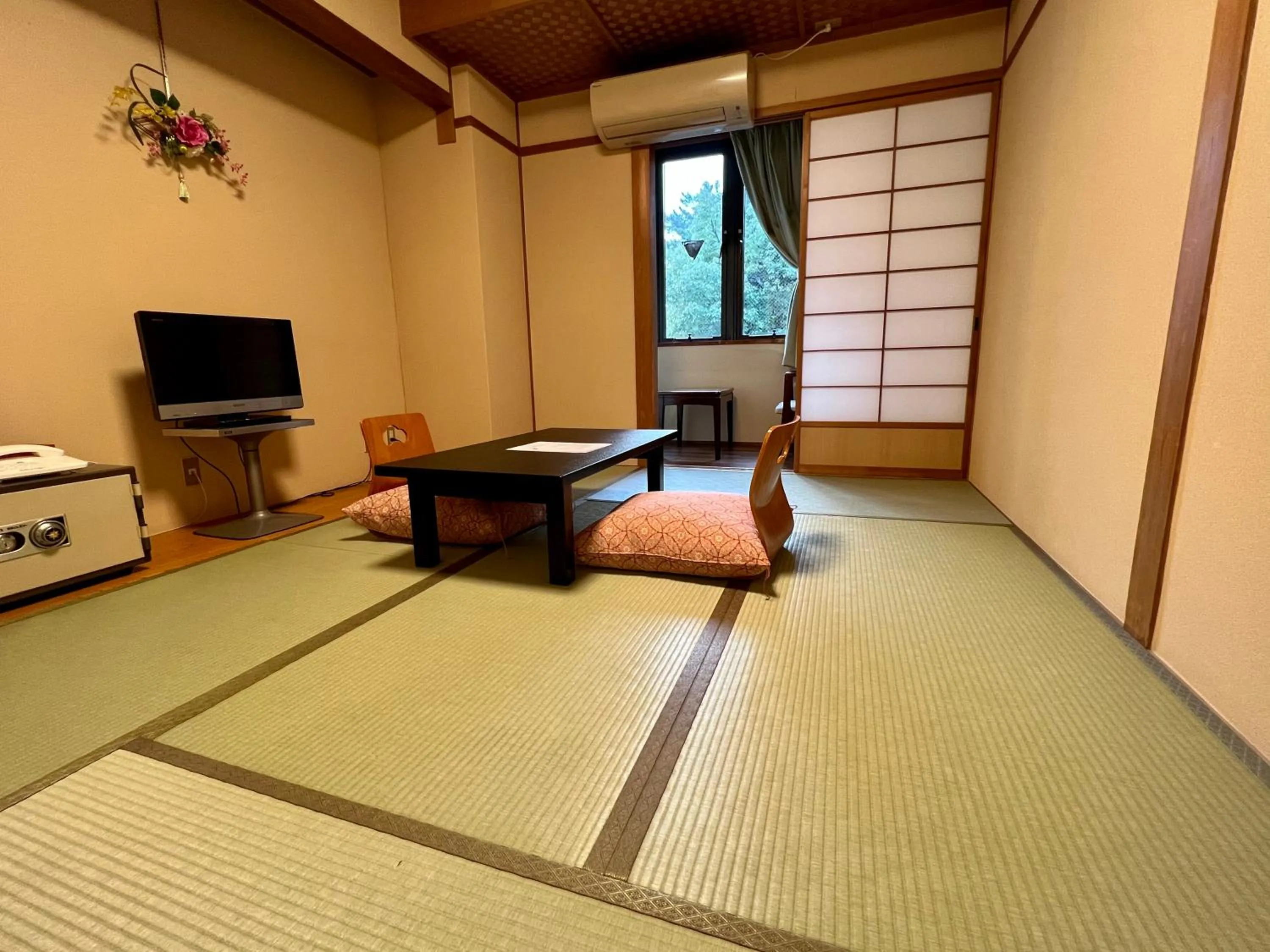Living room in Ryokan Kousen Kazeya Group