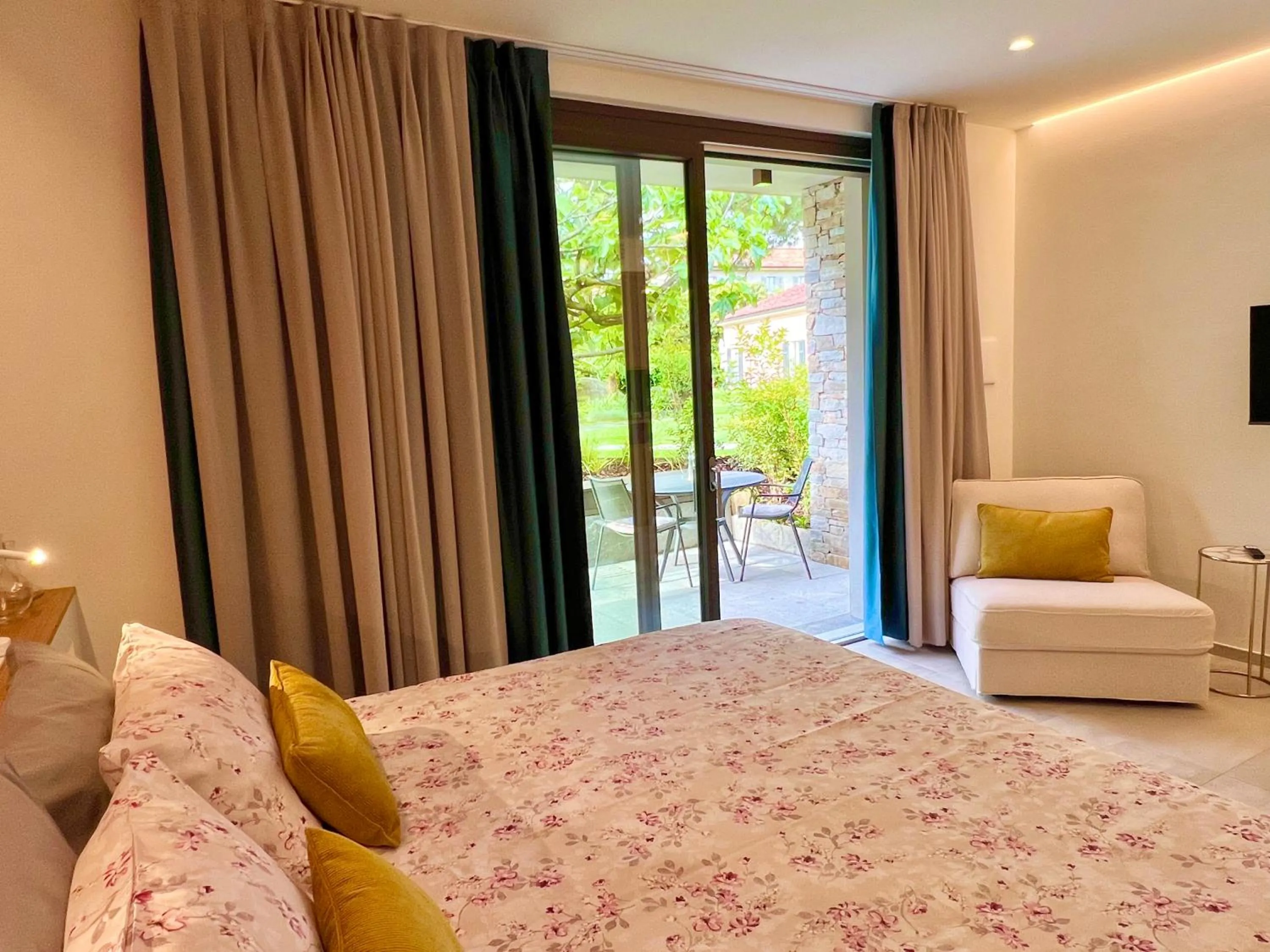 Bed in Villa Costantina with heated POOL