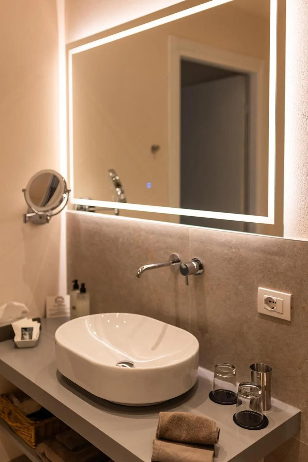 Villa Costantina with heated POOL