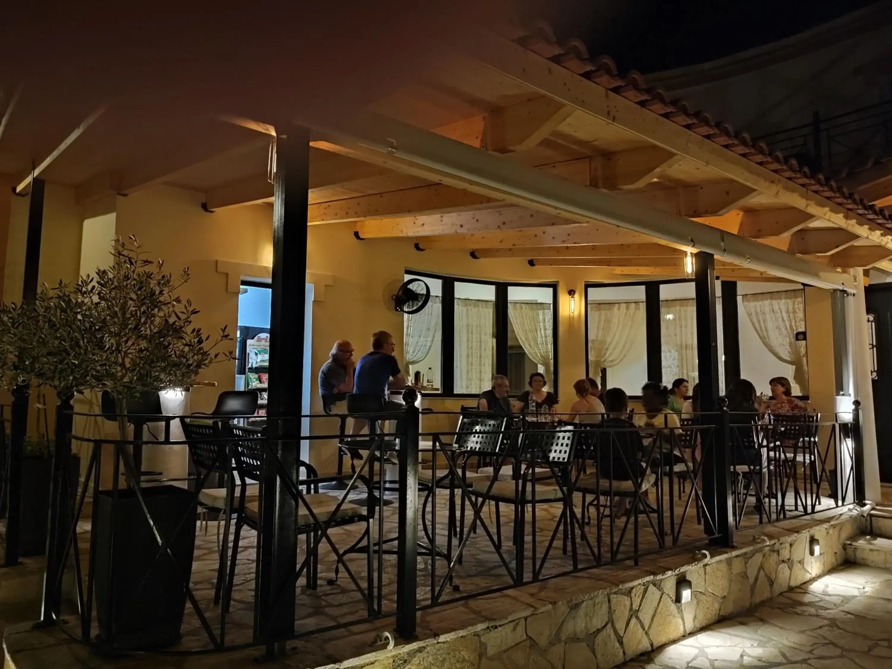 Lounge or bar in Elanthi Village Apartments Lounge or bar in Elanthi Village Apartments