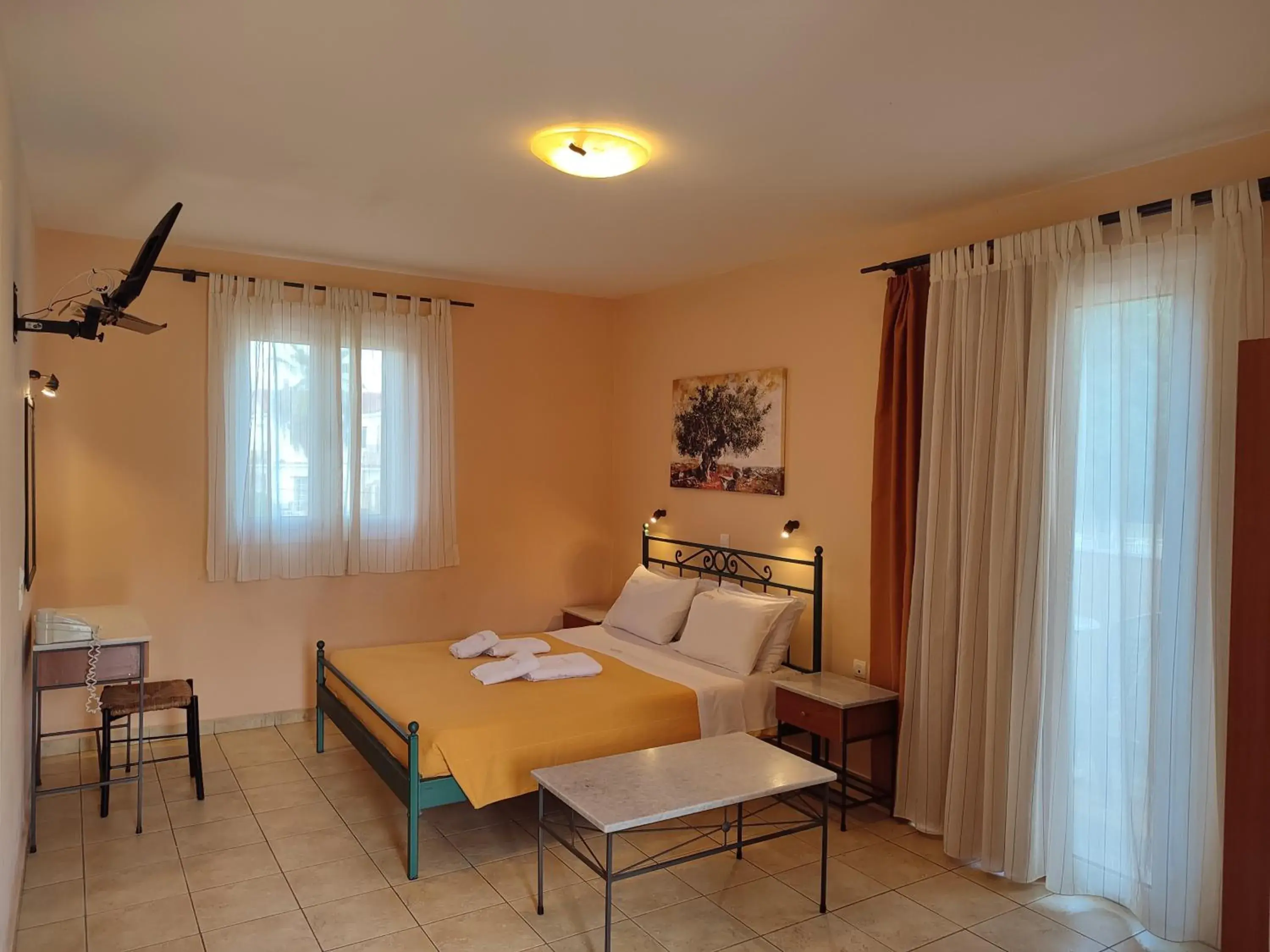 Bed in Elanthi Village Apartments Bed in Elanthi Village Apartments