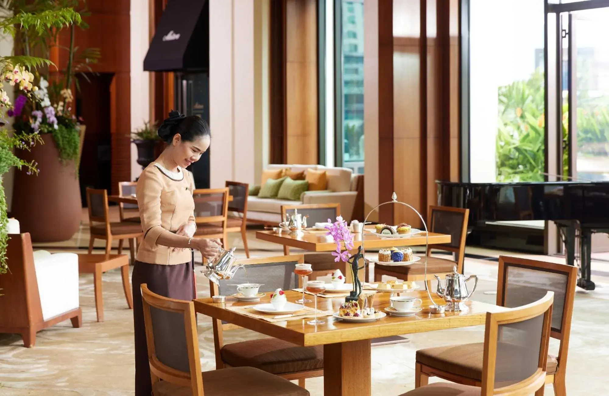 Restaurant/places to eat in The Peninsula Bangkok Restaurant/places to eat in The Peninsula Bangkok