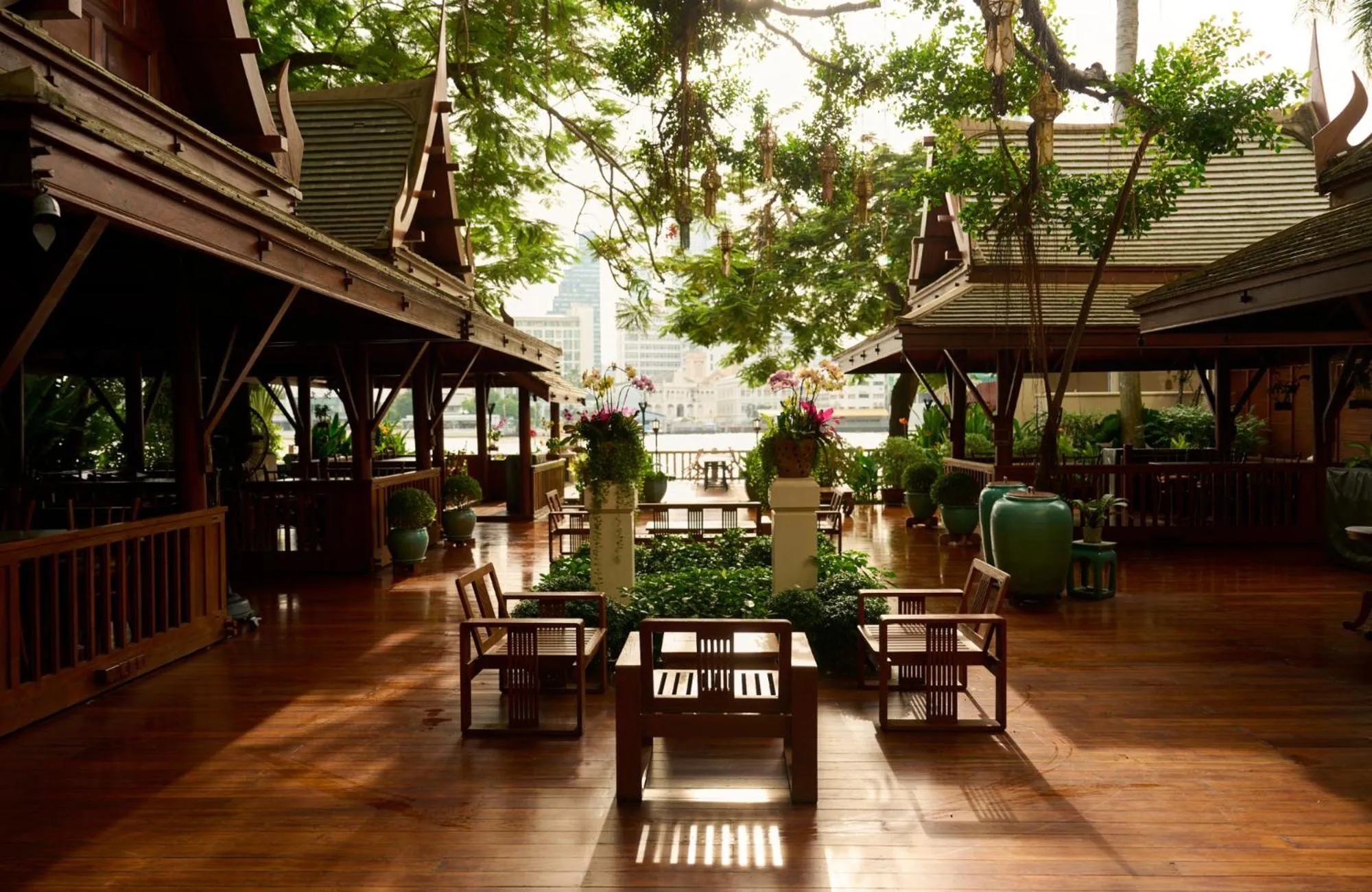 Restaurant/places to eat in The Peninsula Bangkok