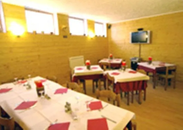 Restaurant/places to eat in Hotel La Pigna