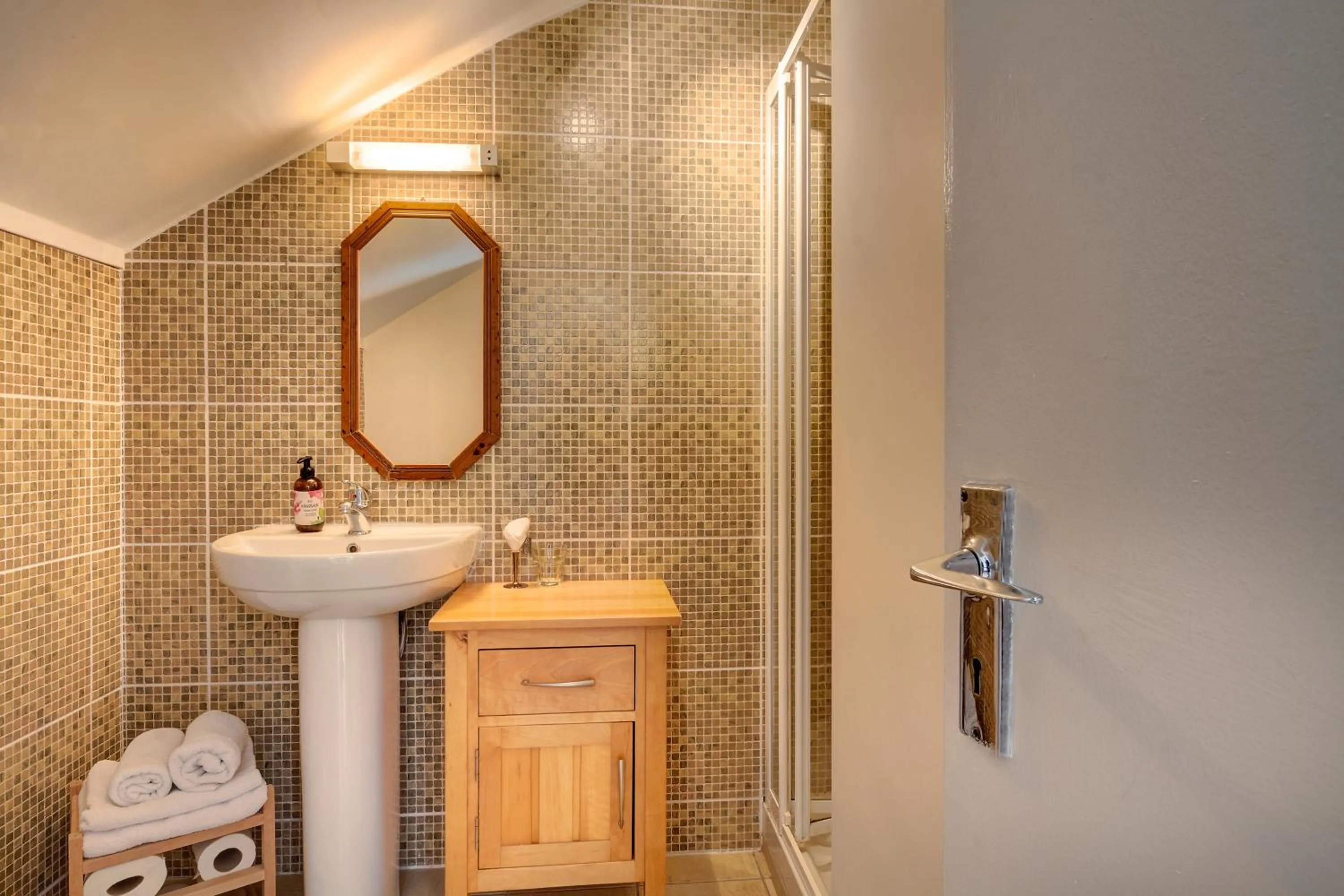 Bathroom in St. Aiden's Guesthouse