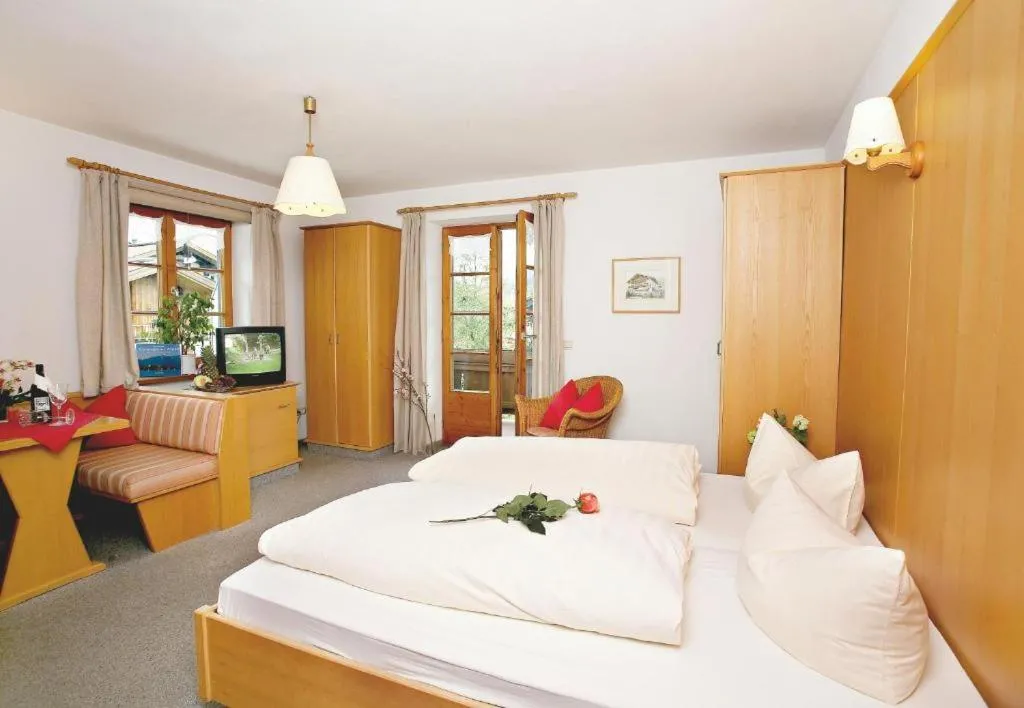 Bed in Gästehaus Hanna Teifel