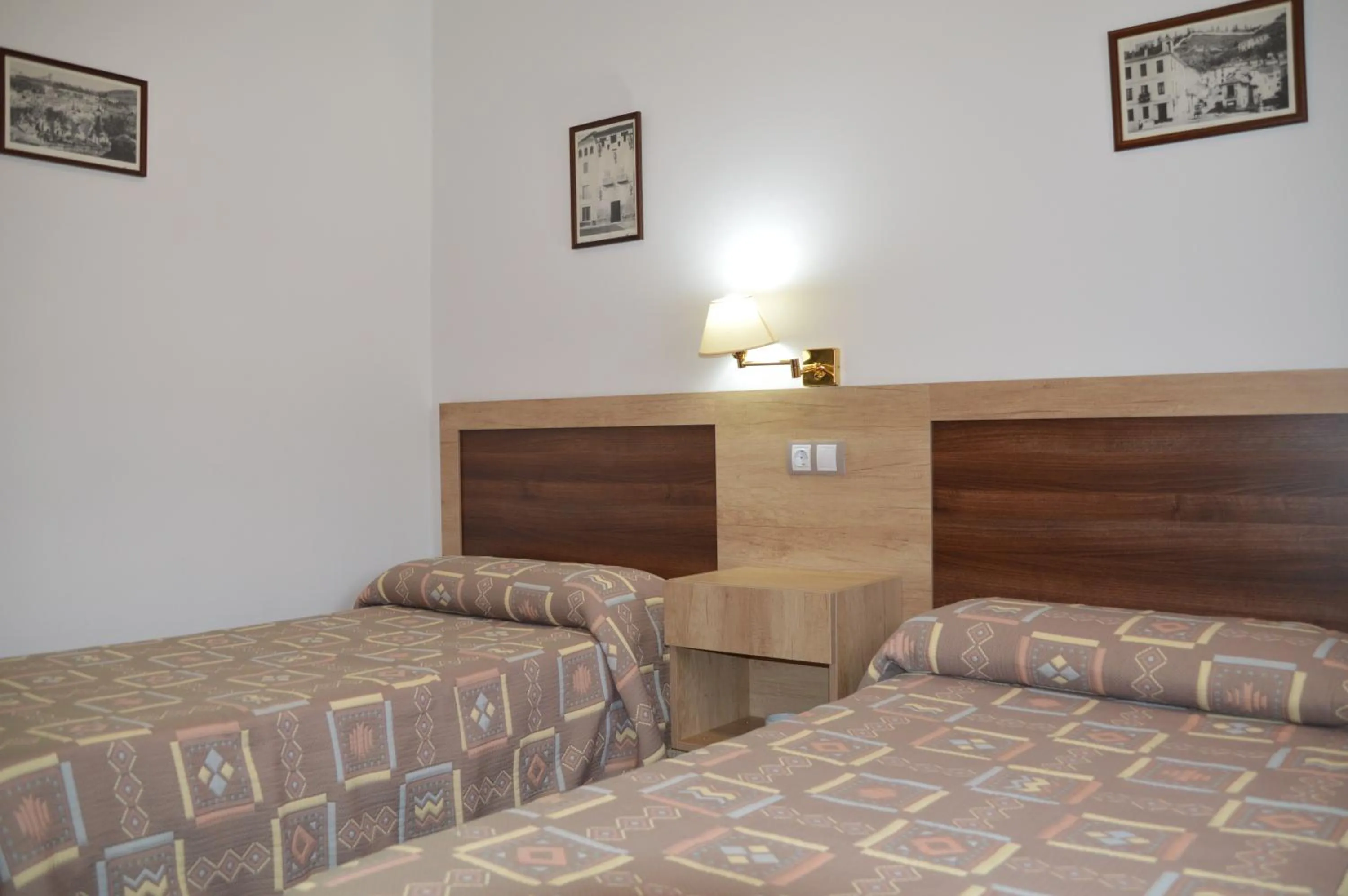 Bedroom, Bed in LABELLA - Hostal Rural Restaurante