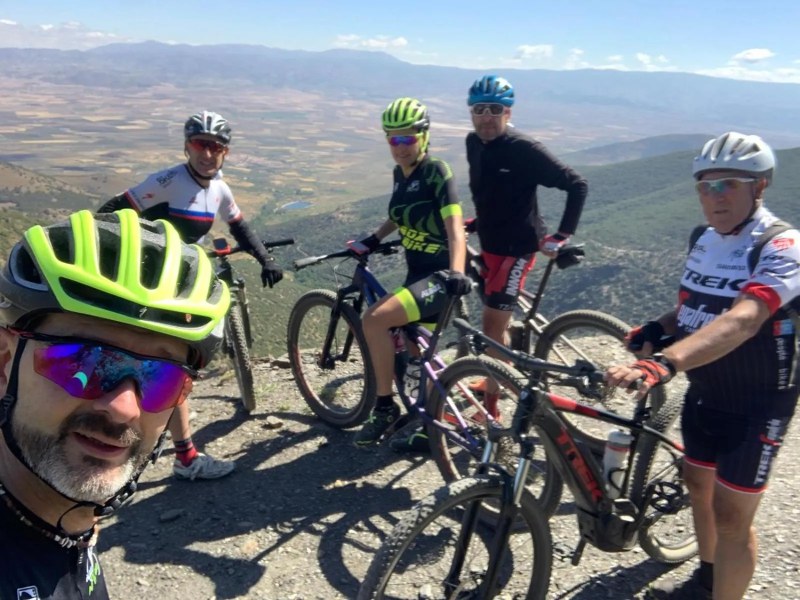 Cycling in LABELLA - Hostal Rural Restaurante