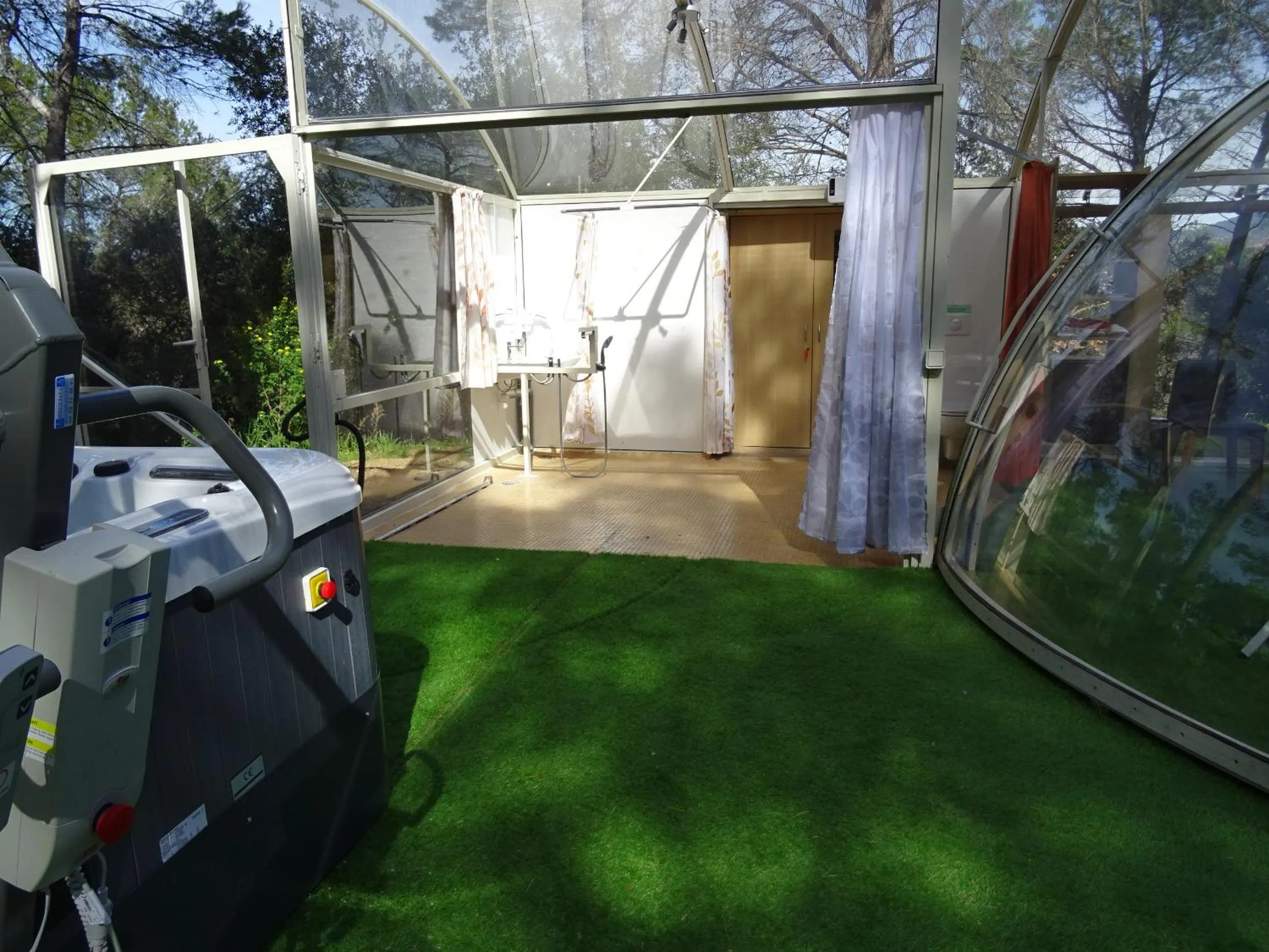 Spa and wellness centre/facilities in Les Chambres d'Hotes au Bois Fleuri