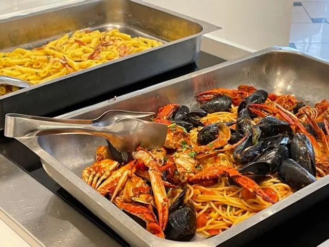 Food and drinks in Hotel Silver