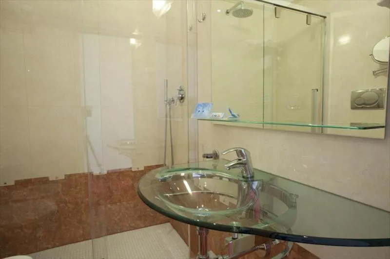 Bathroom in Hotel Silver