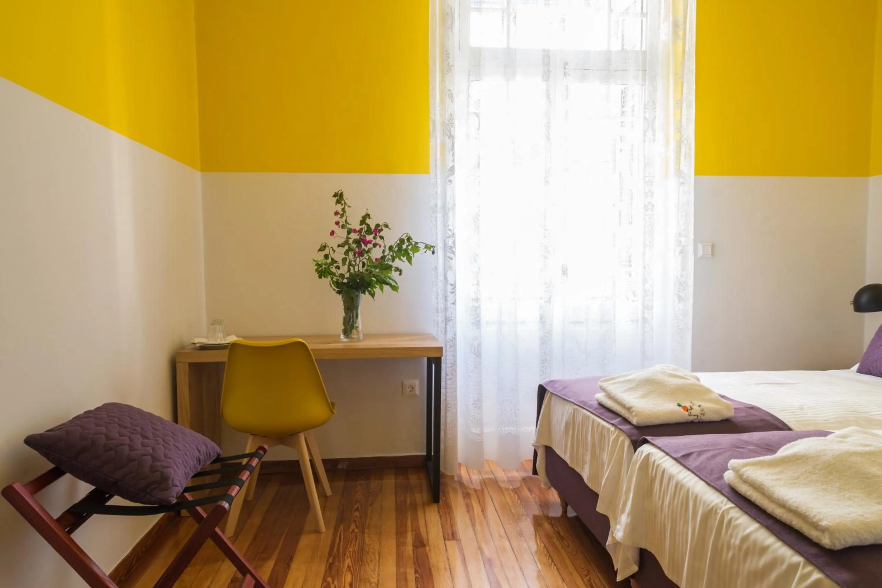 Photo of the whole room, Bed in Neratzia Rooms