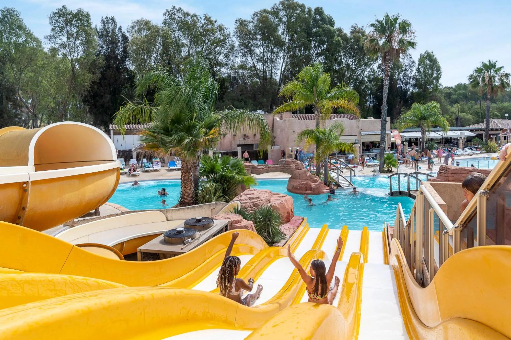 Swimming pool in Camping Les Palmiers