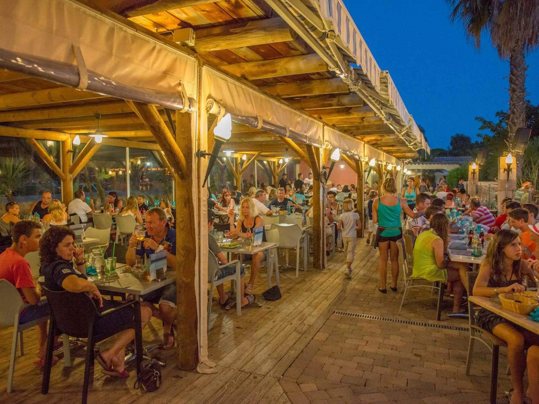Restaurant/places to eat in Camping Les Palmiers