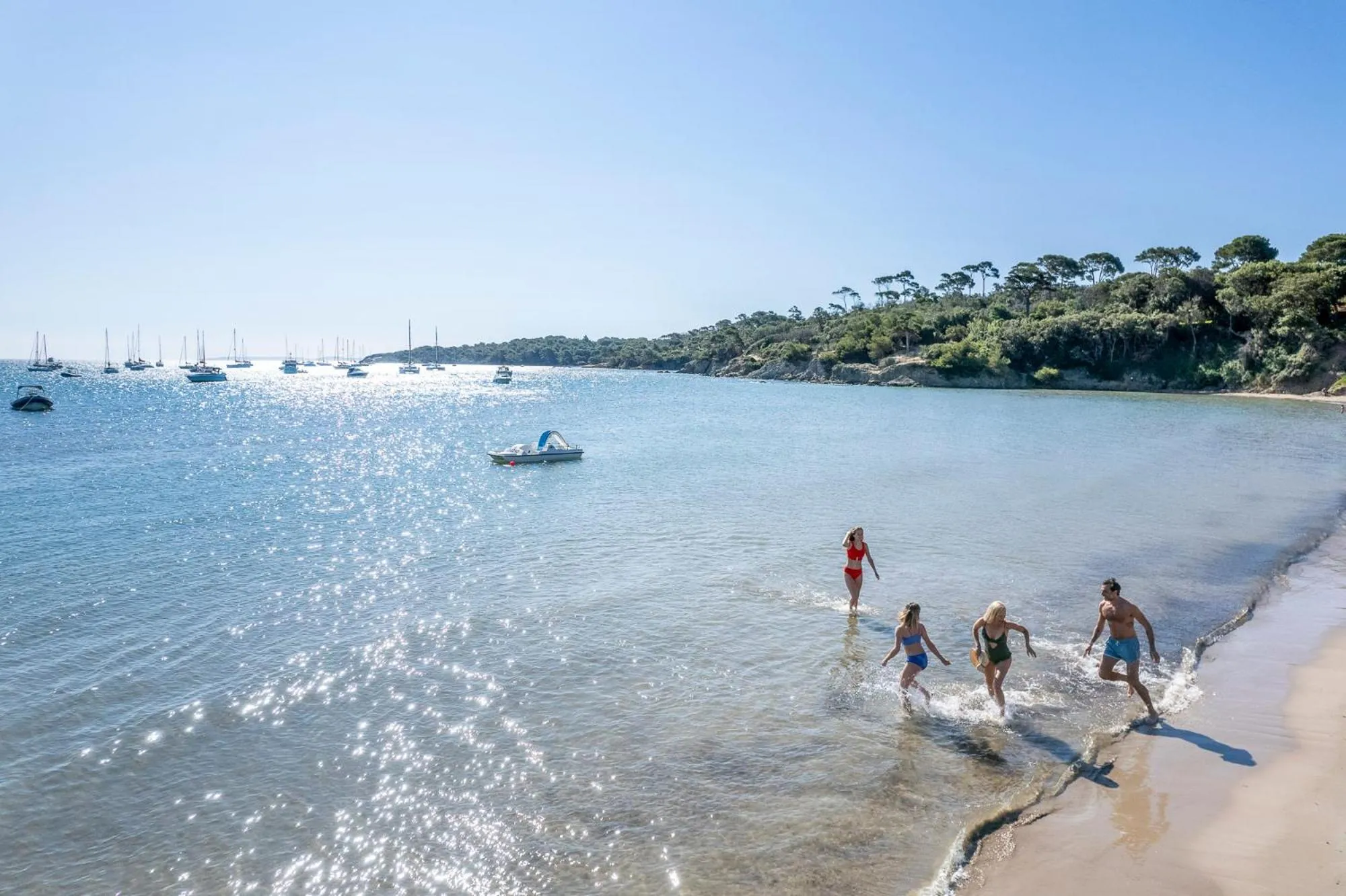 Beach in Camping Les Palmiers