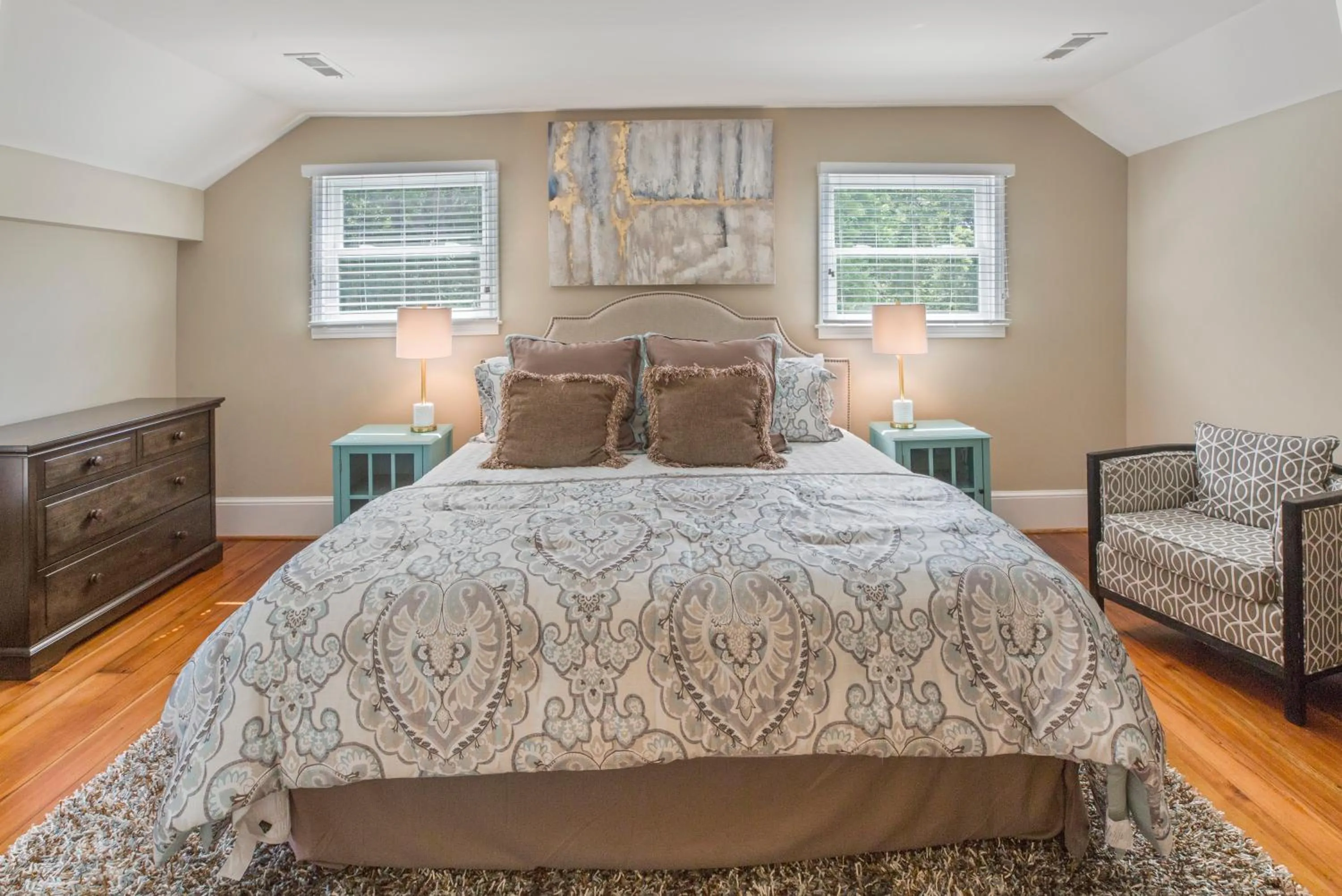 Bed in Liberty Hall Bed and Breakfast