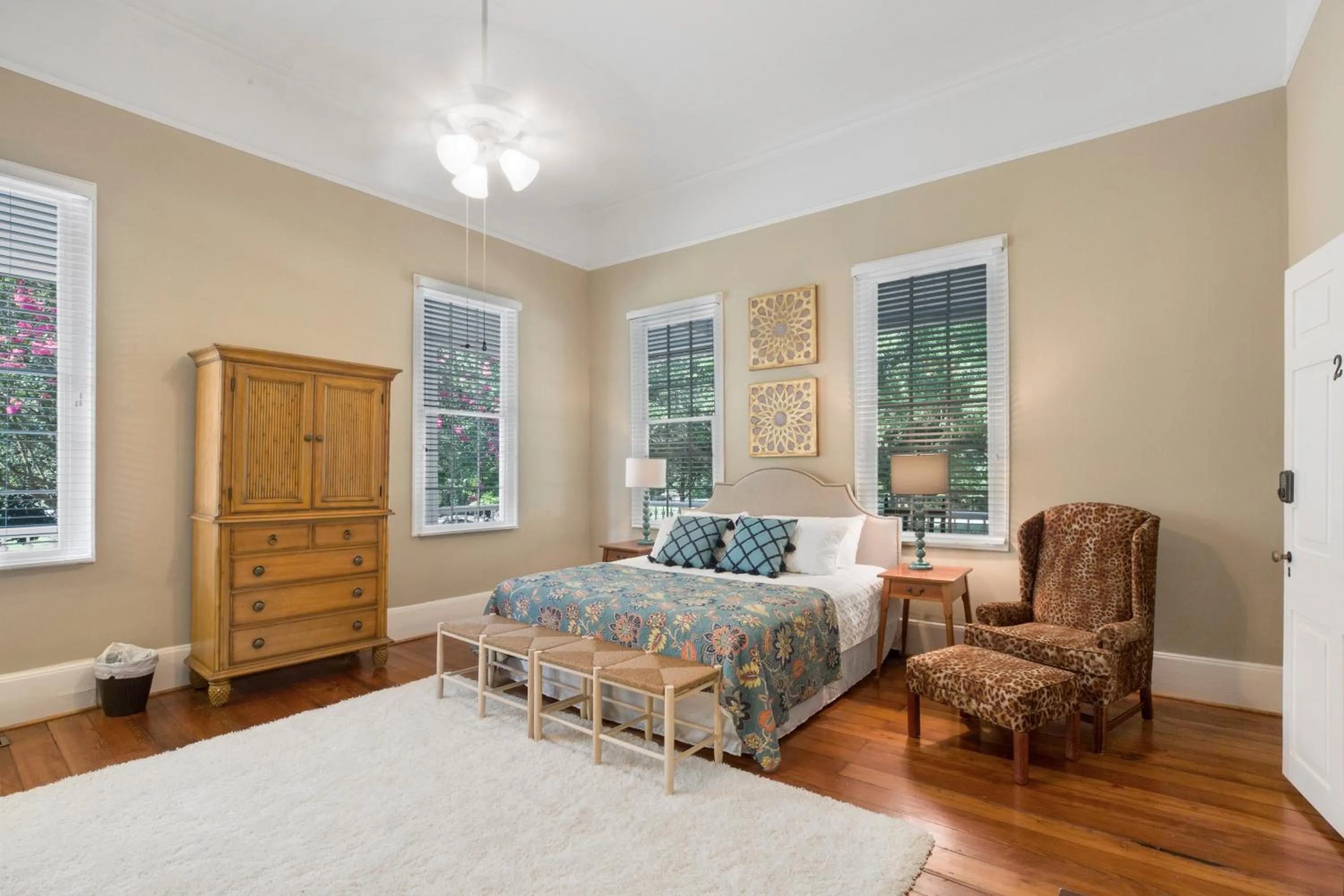 Photo of the whole room, Bed in Liberty Hall Bed and Breakfast
