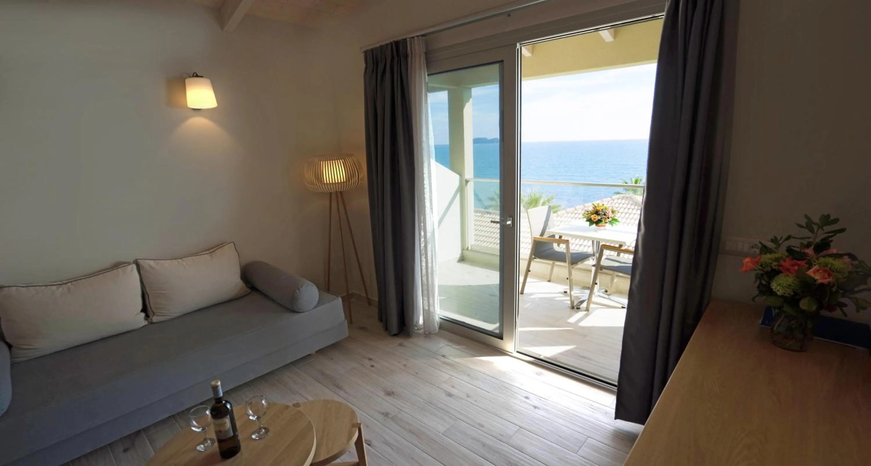 Balcony/Terrace in Crystal Beach Hotel