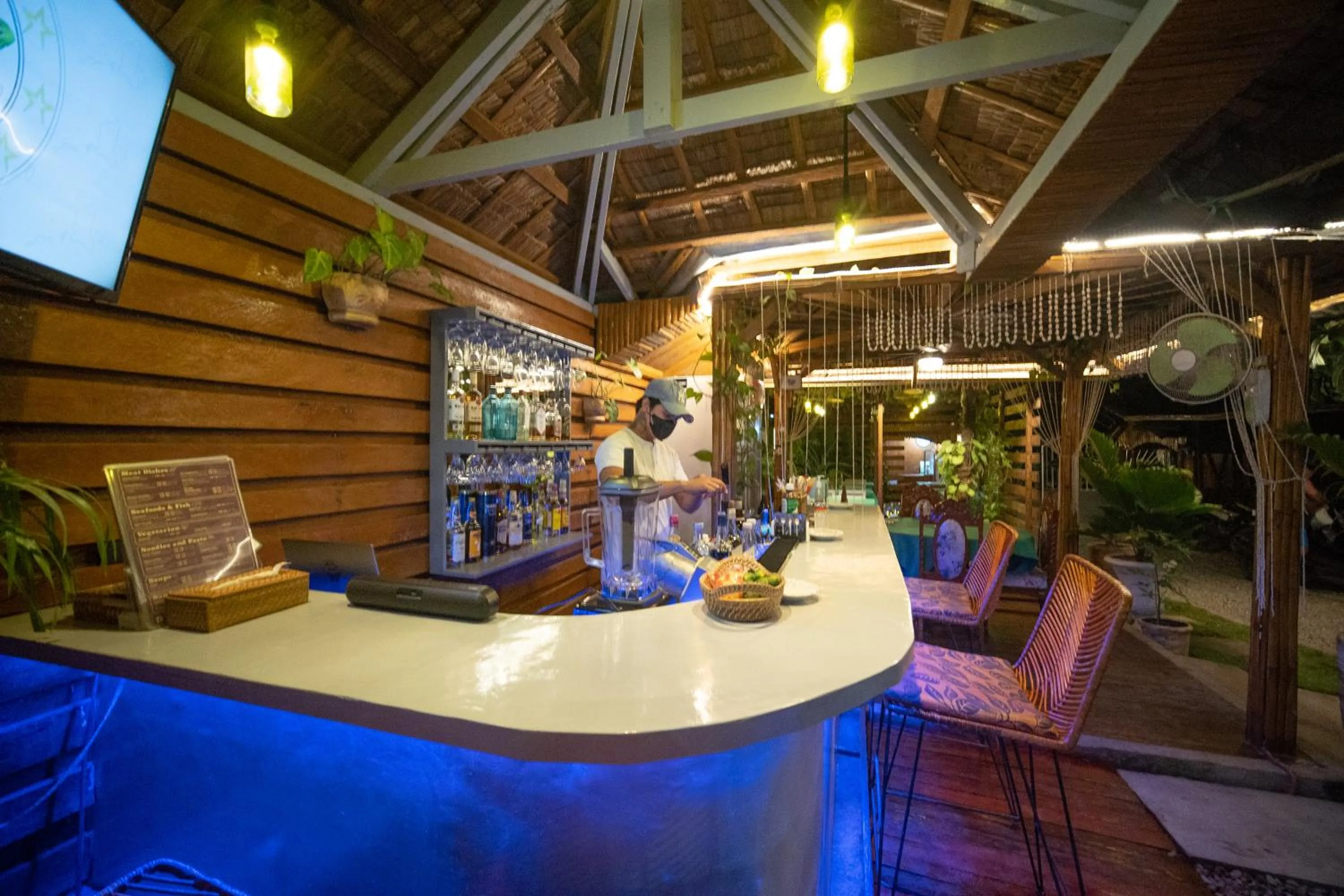 Night in SMAK's Hotel