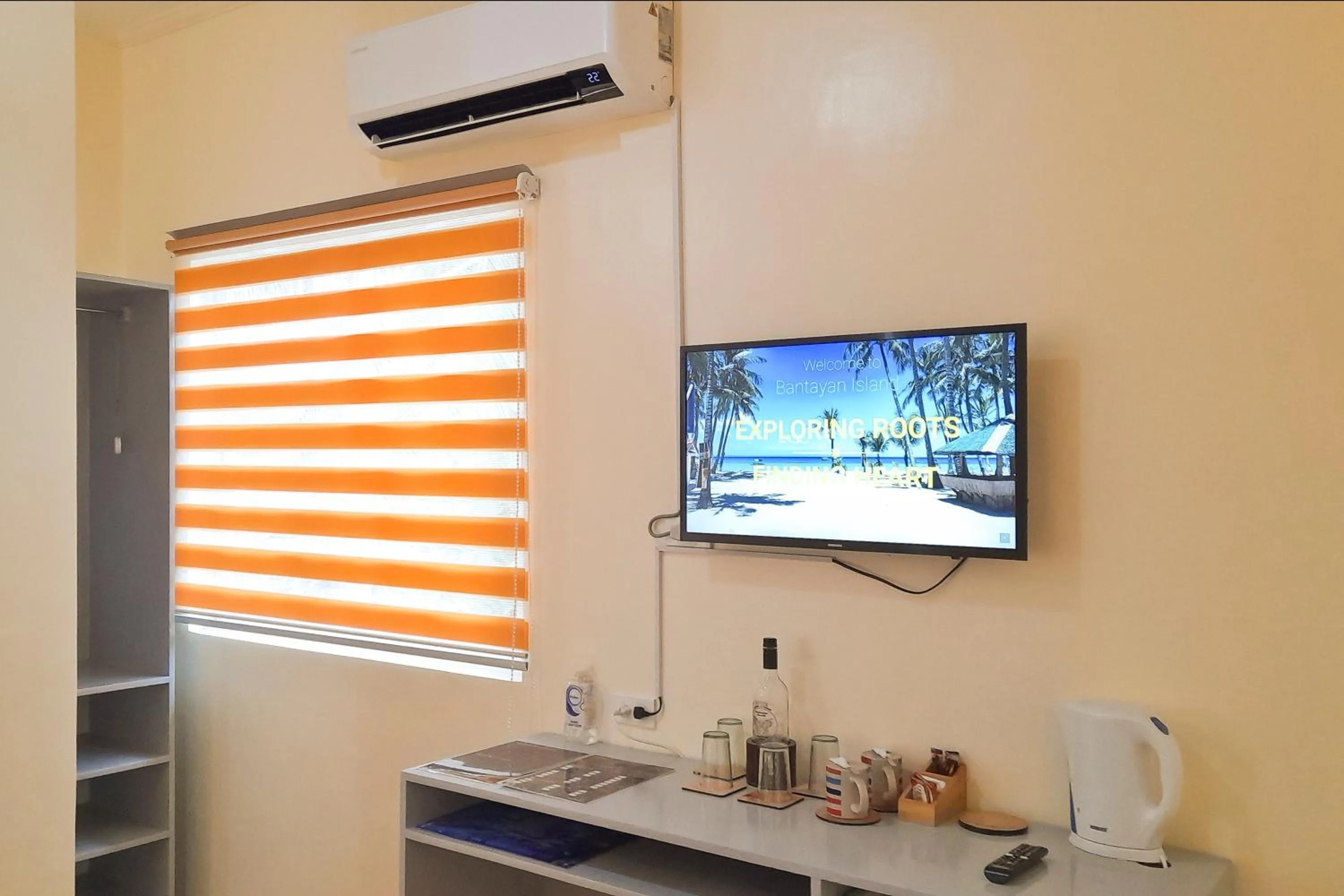 TV and multimedia in SMAK's Hotel