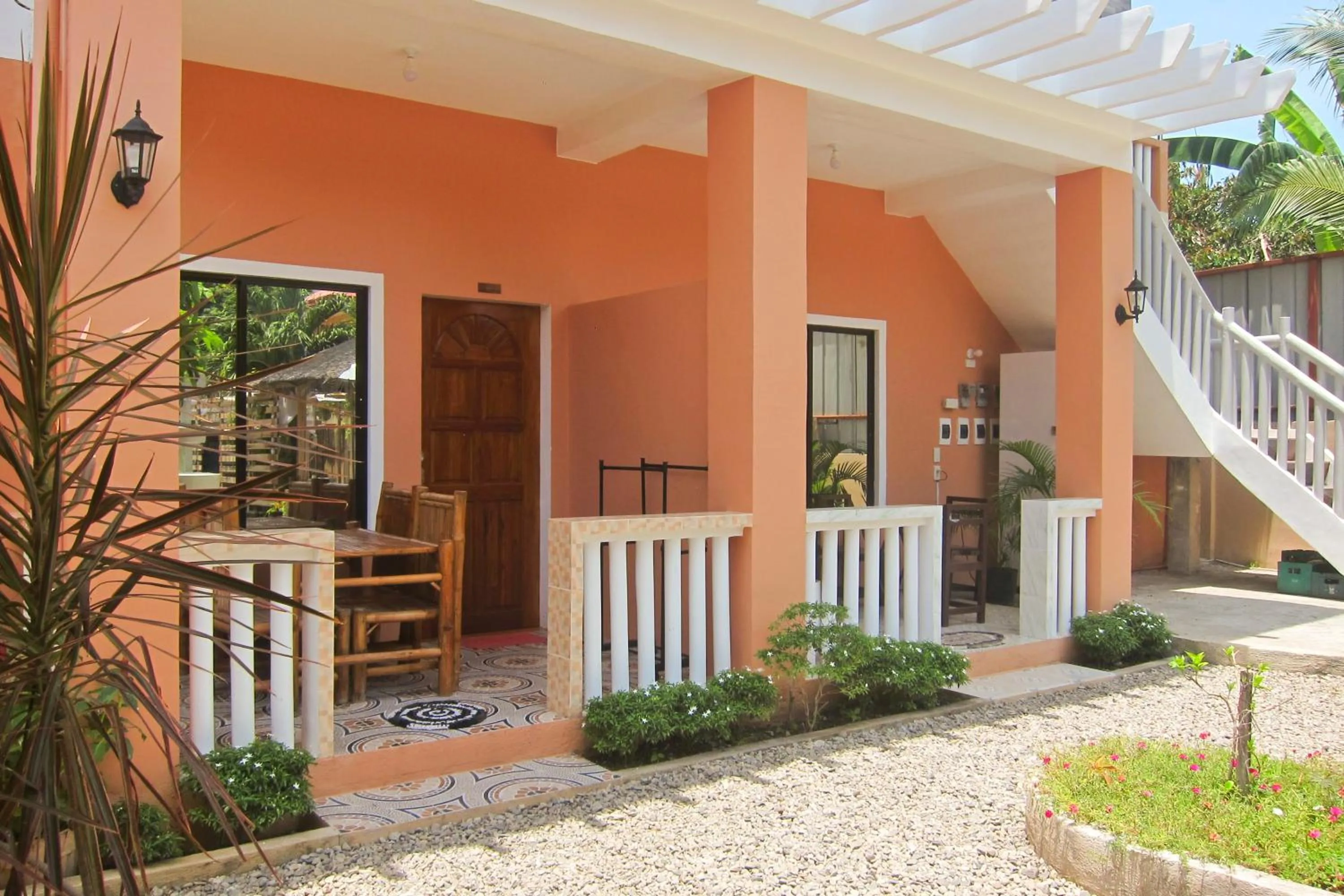 Patio in SMAK's Hotel