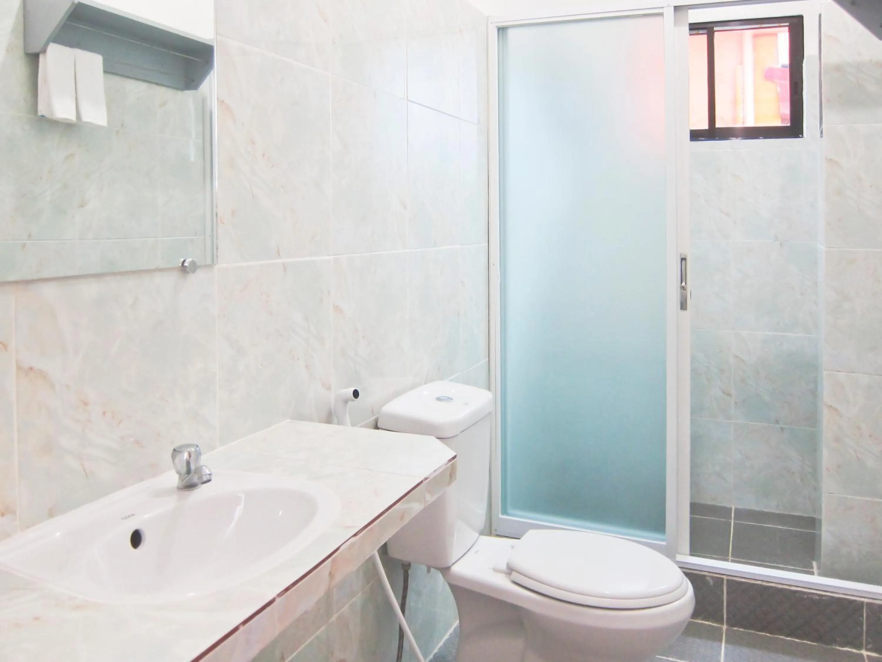 Bathroom in SMAK's Hotel