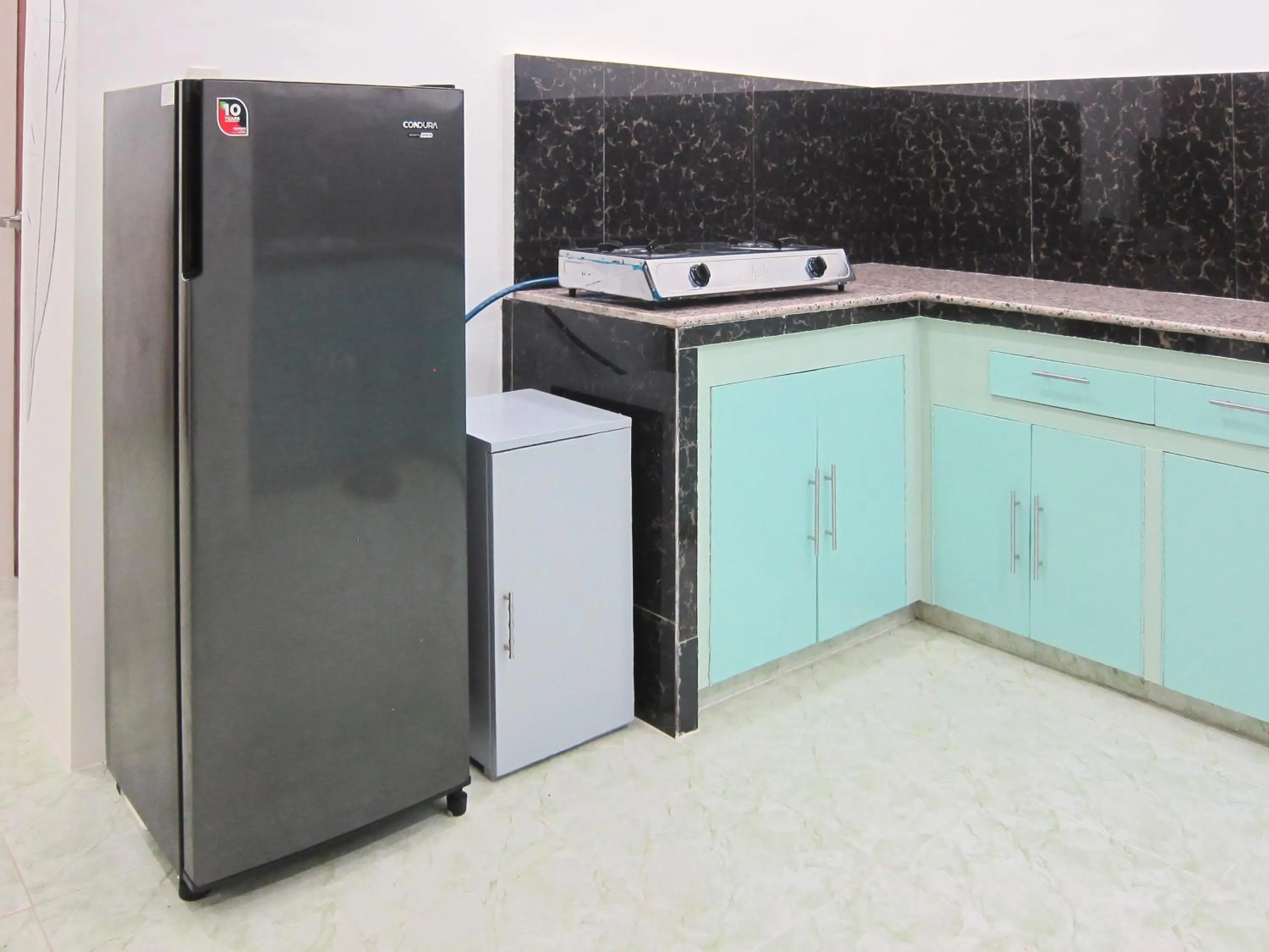 Kitchen or kitchenette in SMAK's Hotel