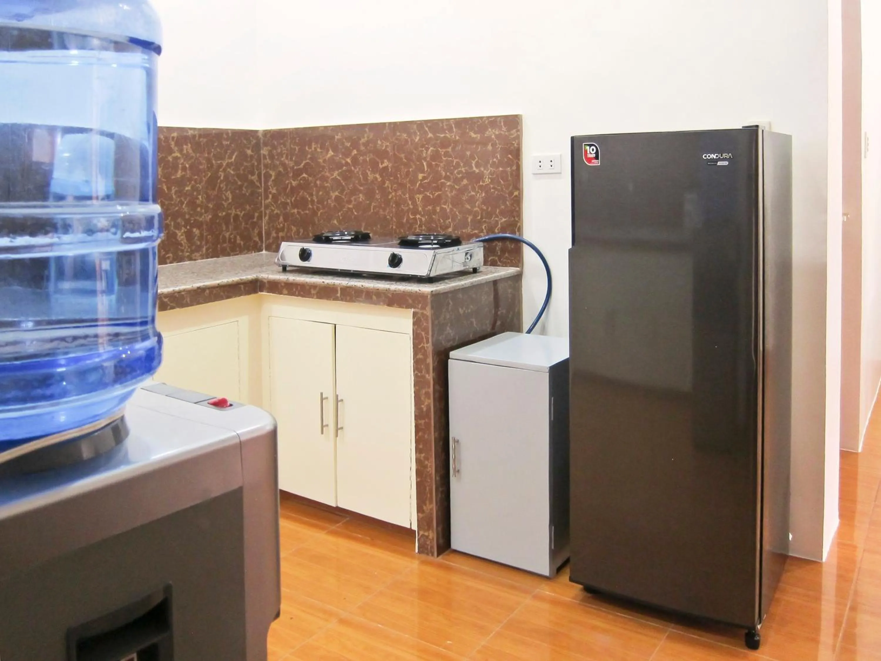 Kitchen or kitchenette in SMAK's Hotel