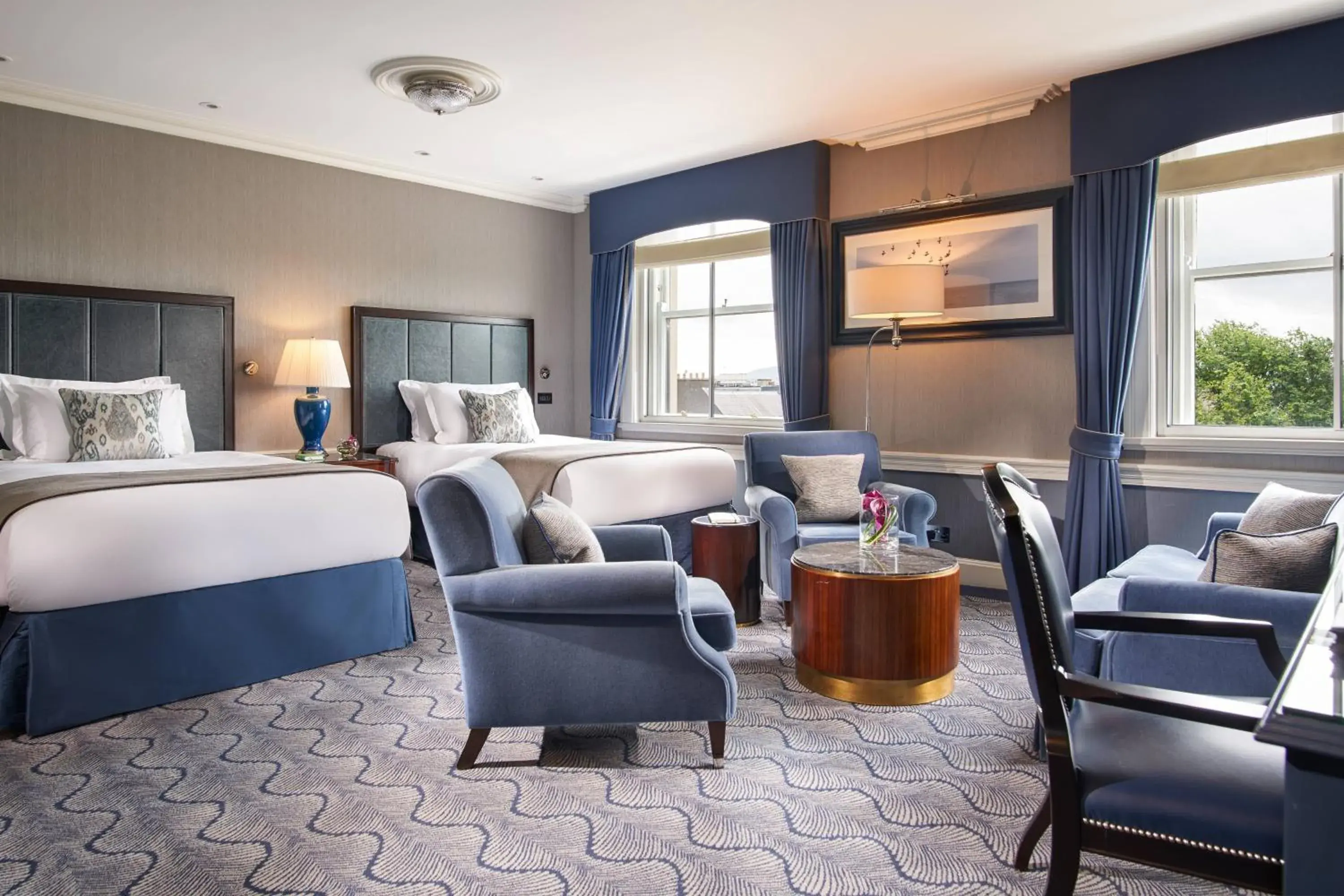 Photo of the whole room, Bed in The Shelbourne, Autograph Collection Photo of the whole room, Bed in The Shelbourne, Autograph Collection