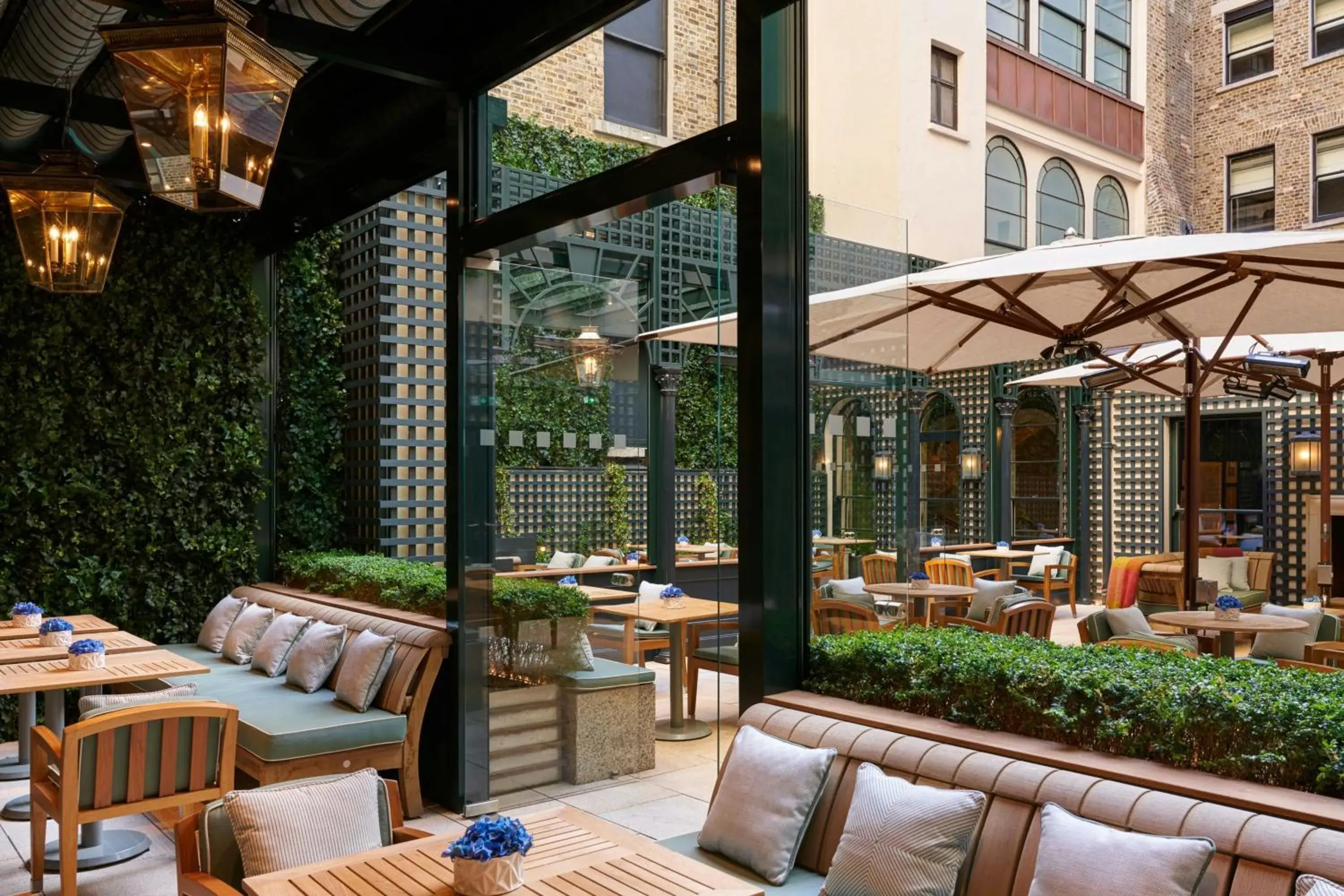 Restaurant/places to eat in The Shelbourne, Autograph Collection Restaurant/places to eat in The Shelbourne, Autograph Collection