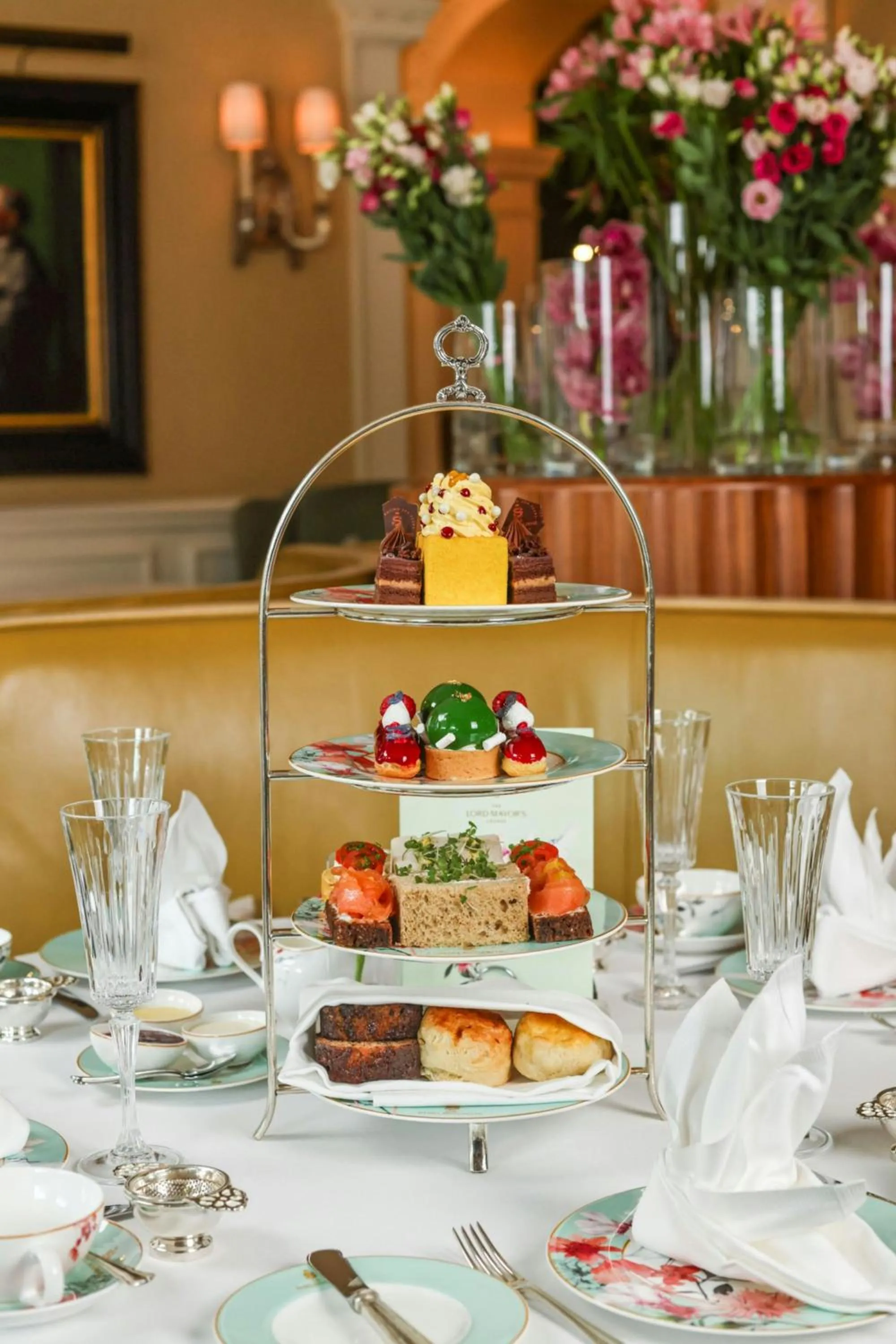 Restaurant/places to eat in The Shelbourne, Autograph Collection