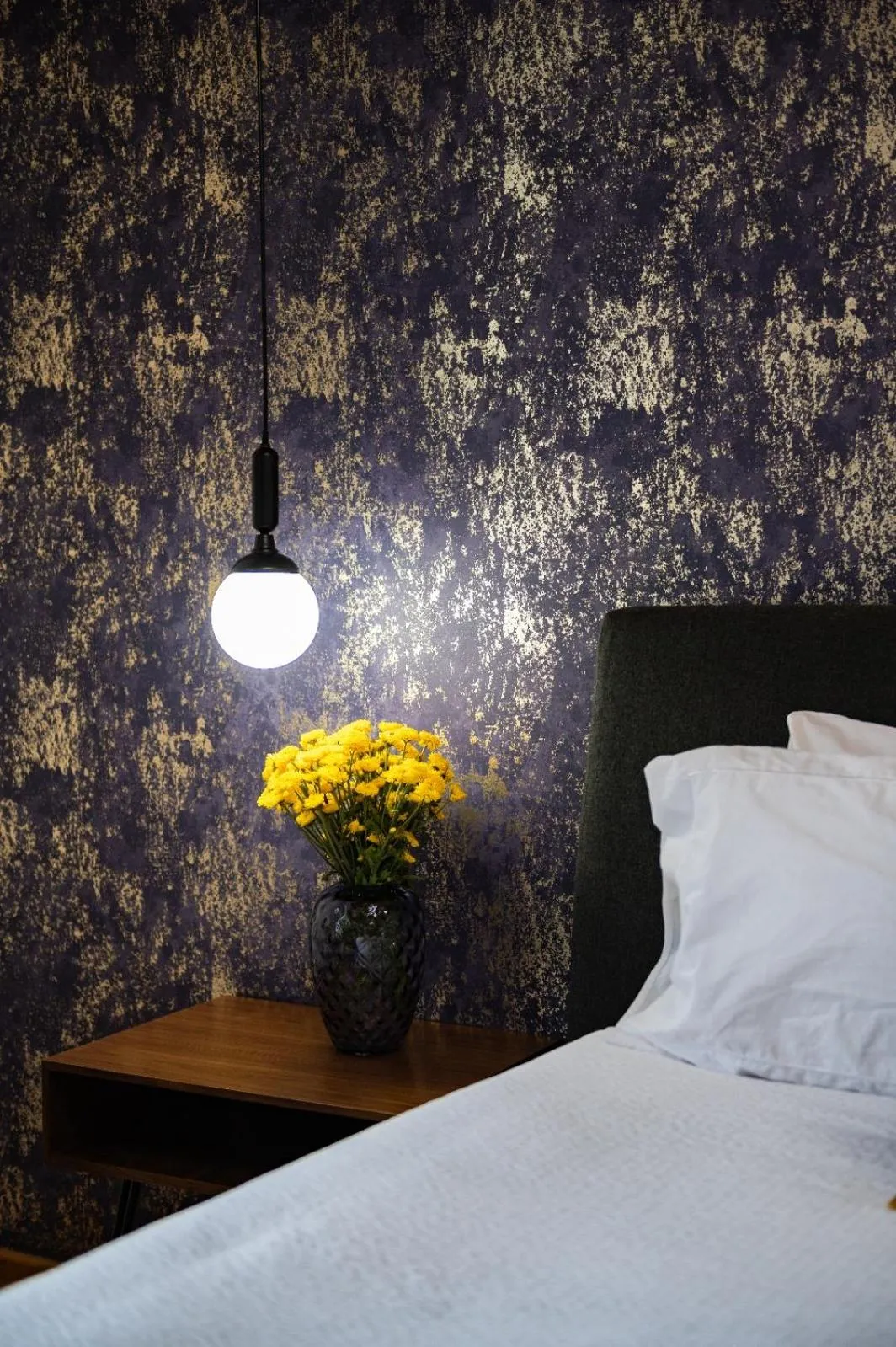 furniture, Bed in Hotel Roma 191