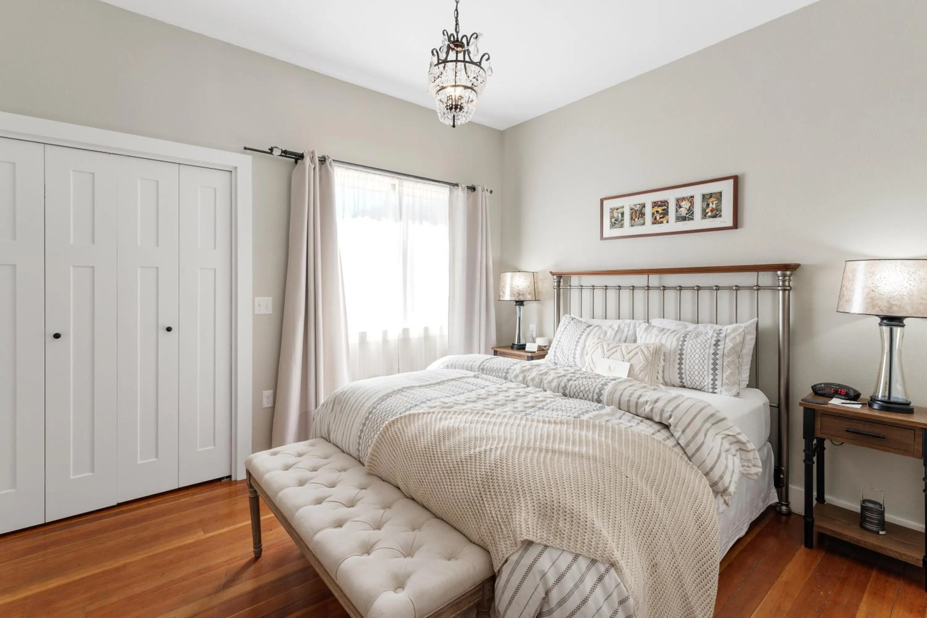 Bed in Mossbrae Hotel