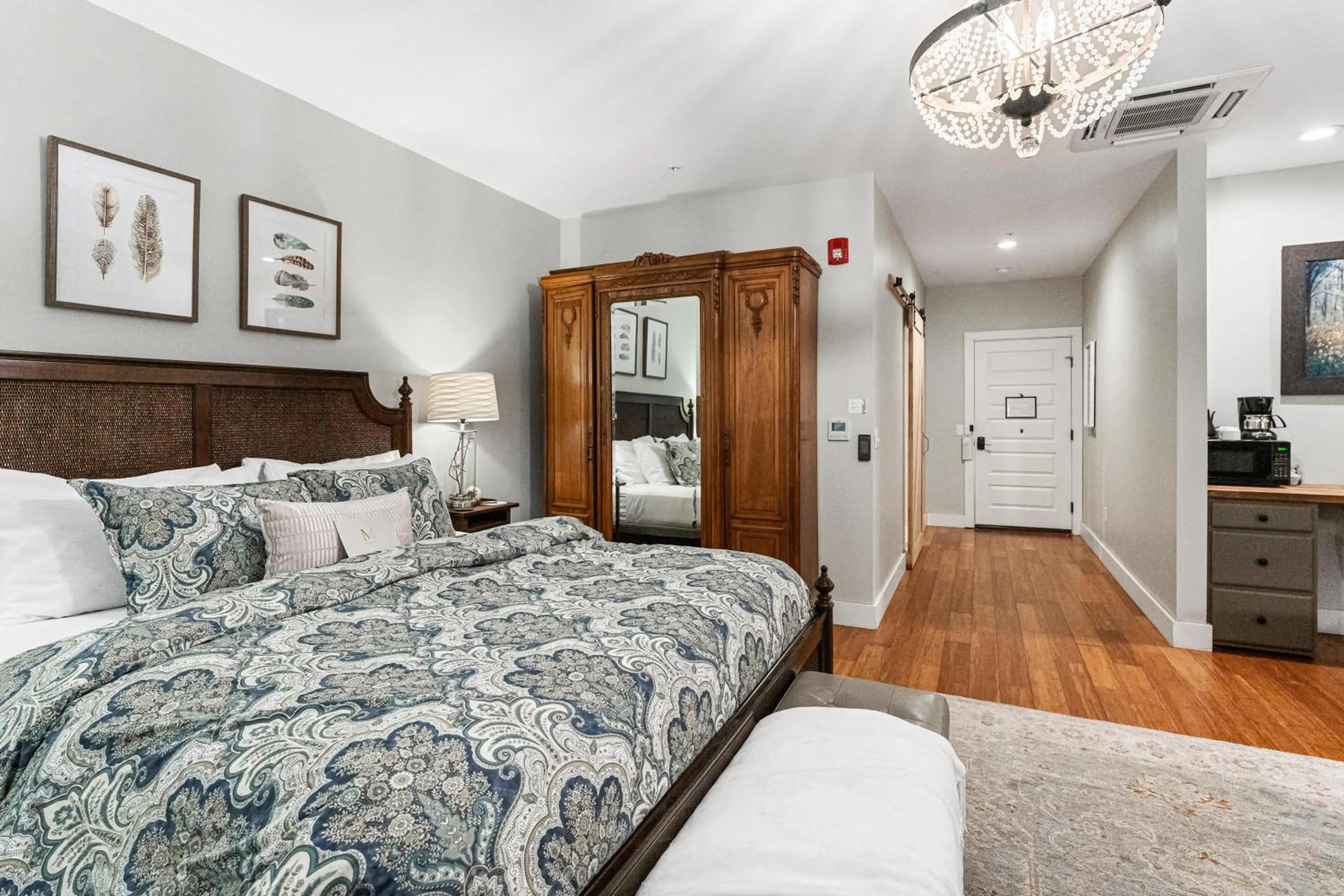 Bed in Mossbrae Hotel