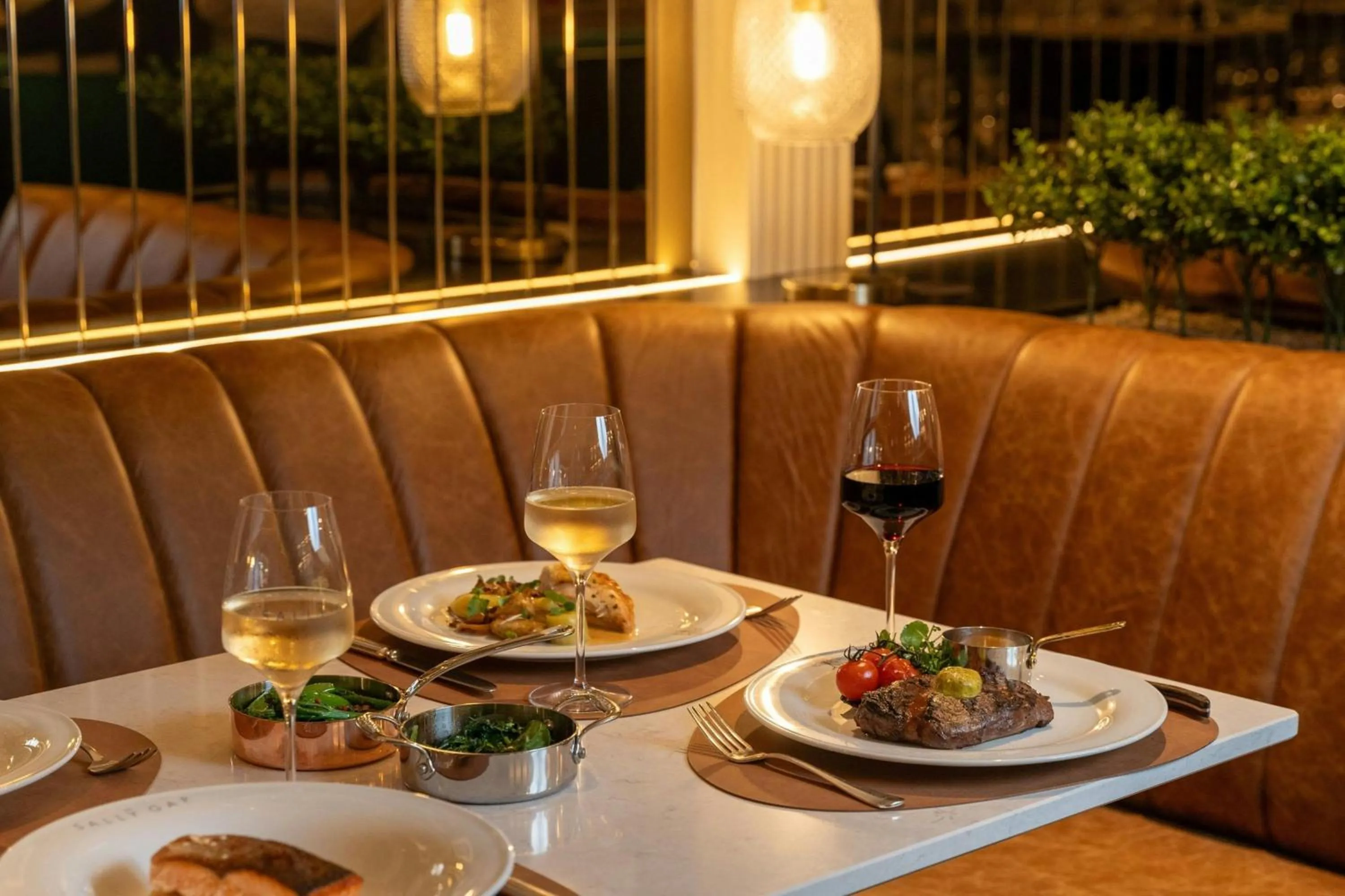 Lounge or bar in Powerscourt Hotel, Autograph Collection